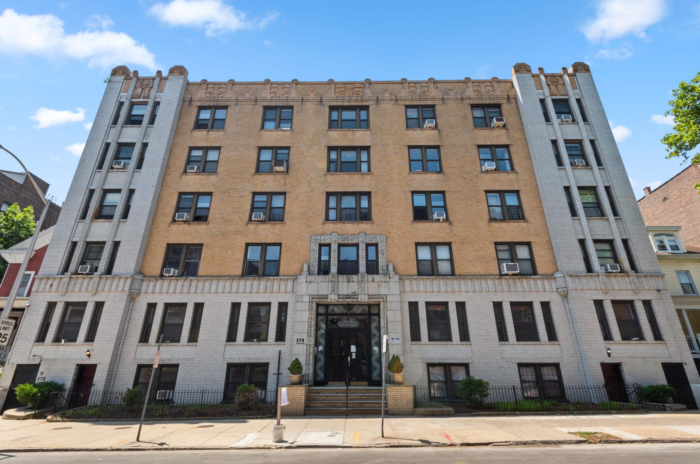 333 Fairmount Ave, Jersey City, NJ 07306-4847