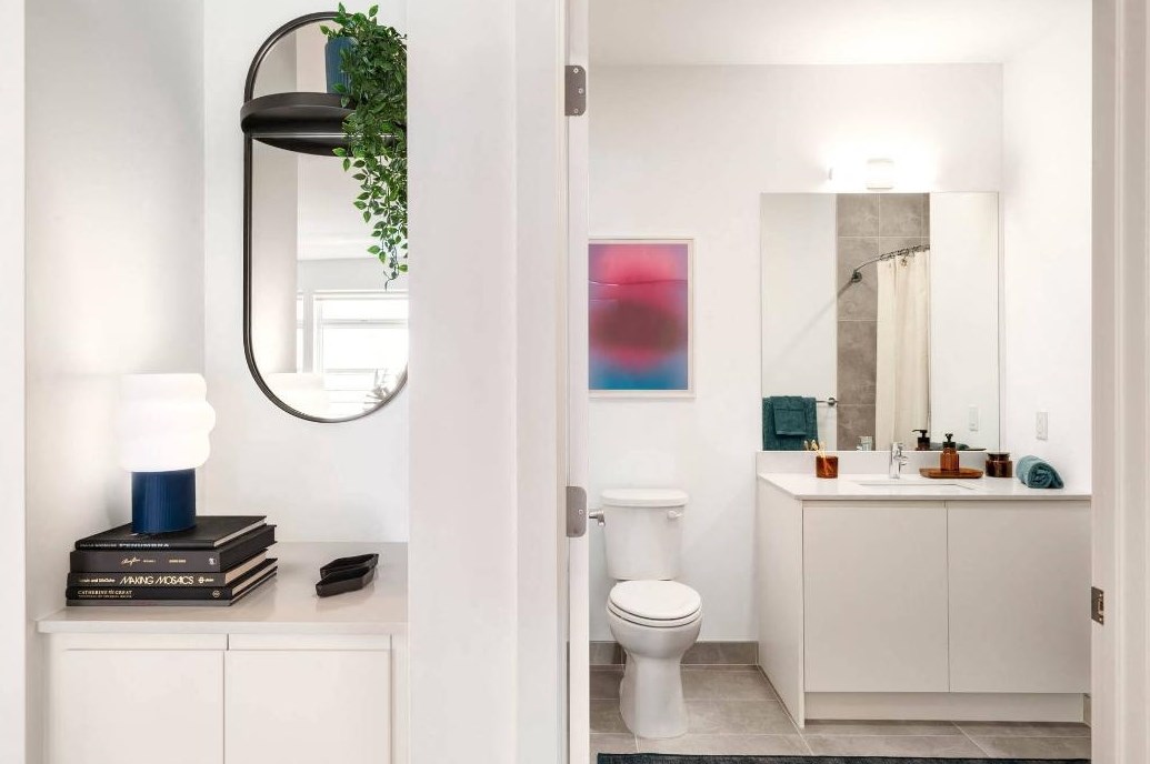 3 New York Ave, Jersey City NJ  07307-1340 exterior