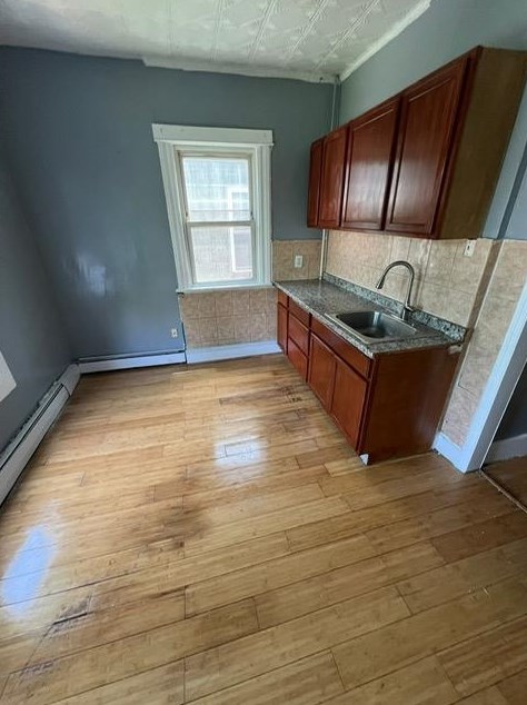 270 Virginia Ave #3r, Jersey City, NJ 07304