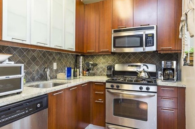 42 Prospect St #3a, Jersey City, NJ 07307