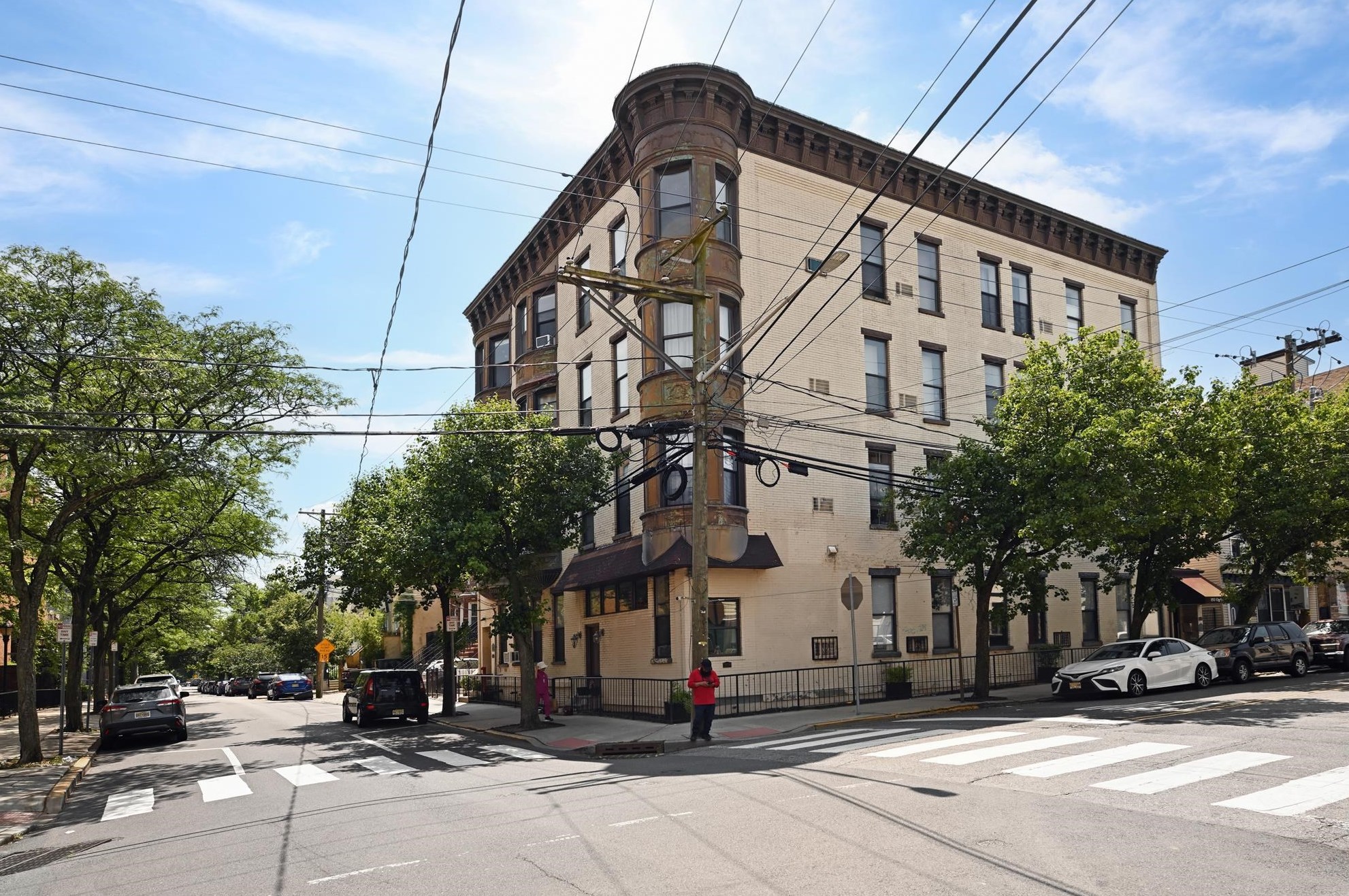 193 Ogden Ave #2d, Jersey City, NJ