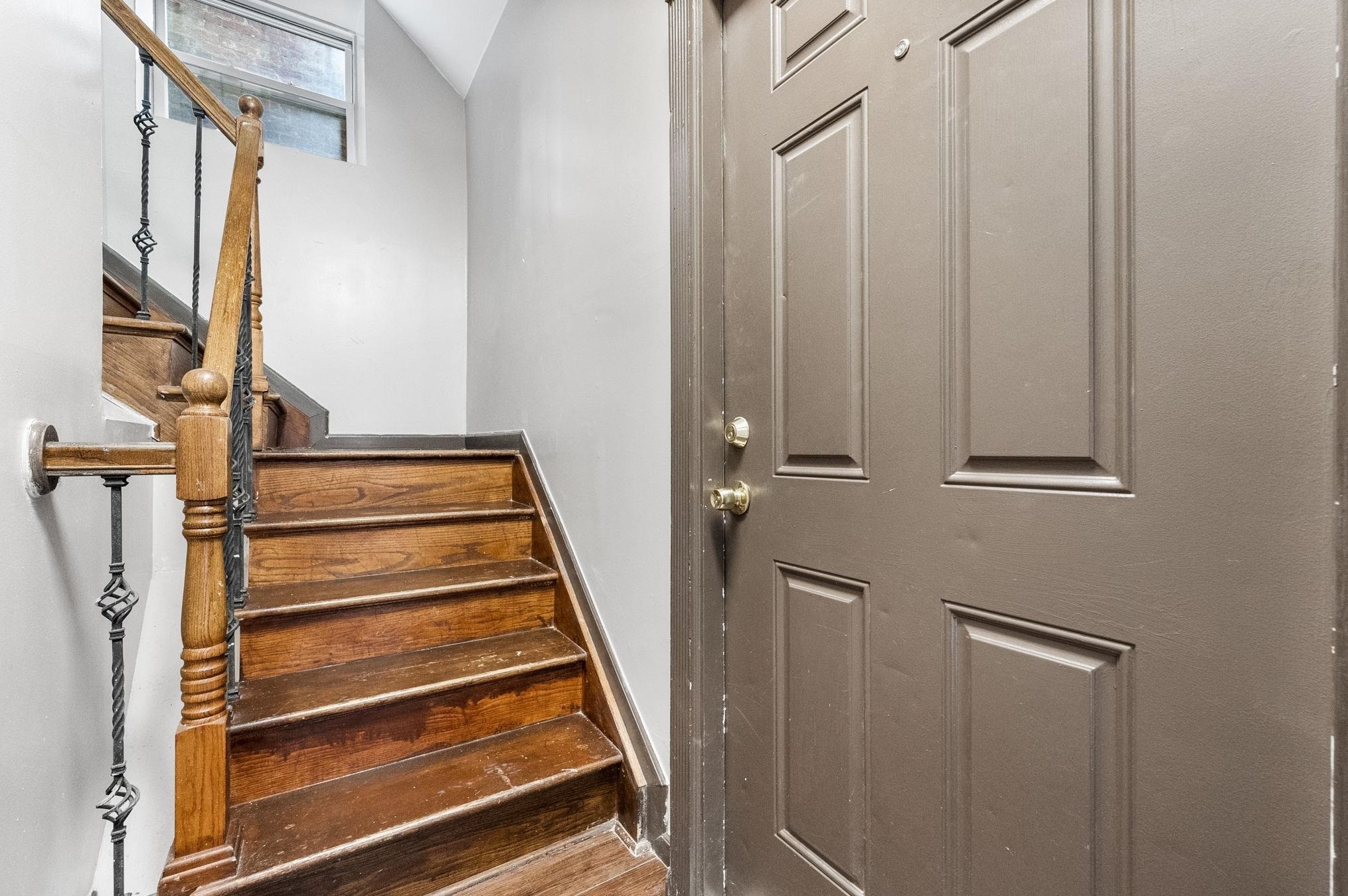 498 Ocean Ave #1, Jersey City, NJ 07305