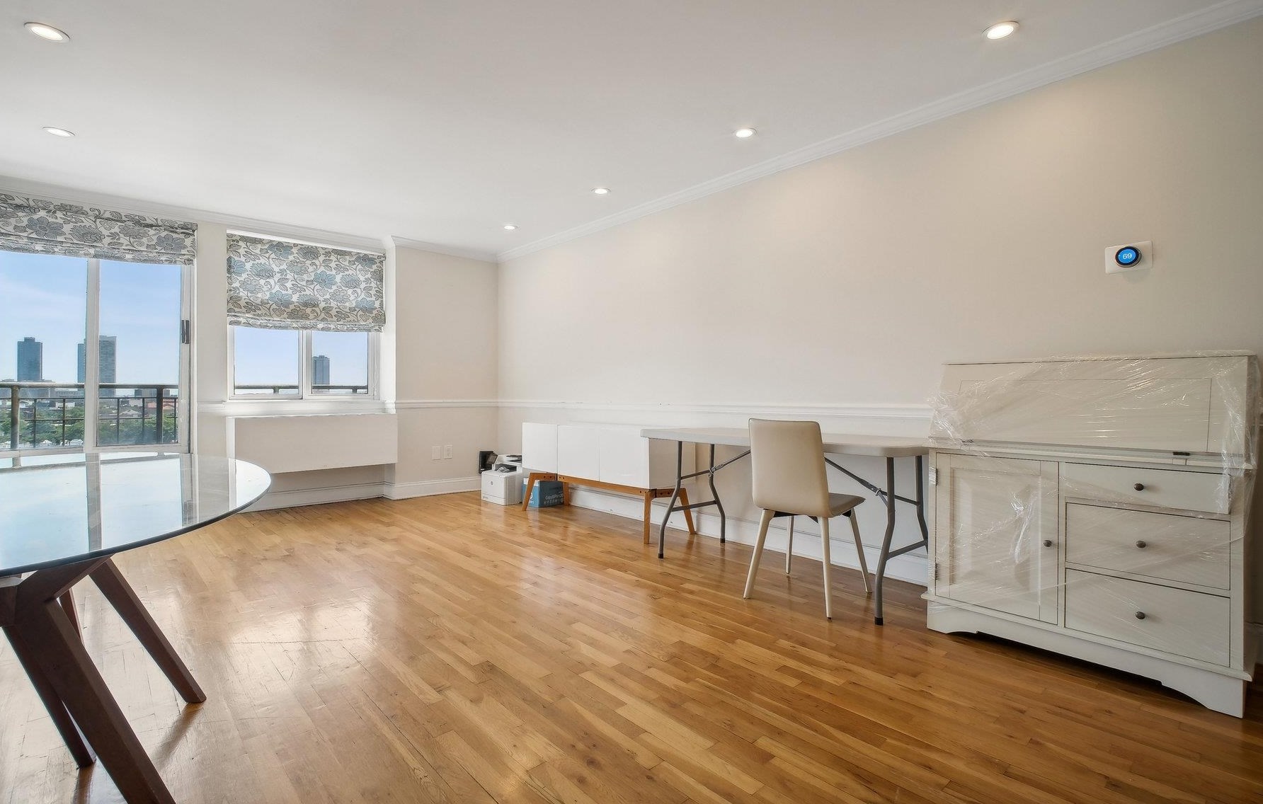 205 10th St #8w, Jersey City, NJ