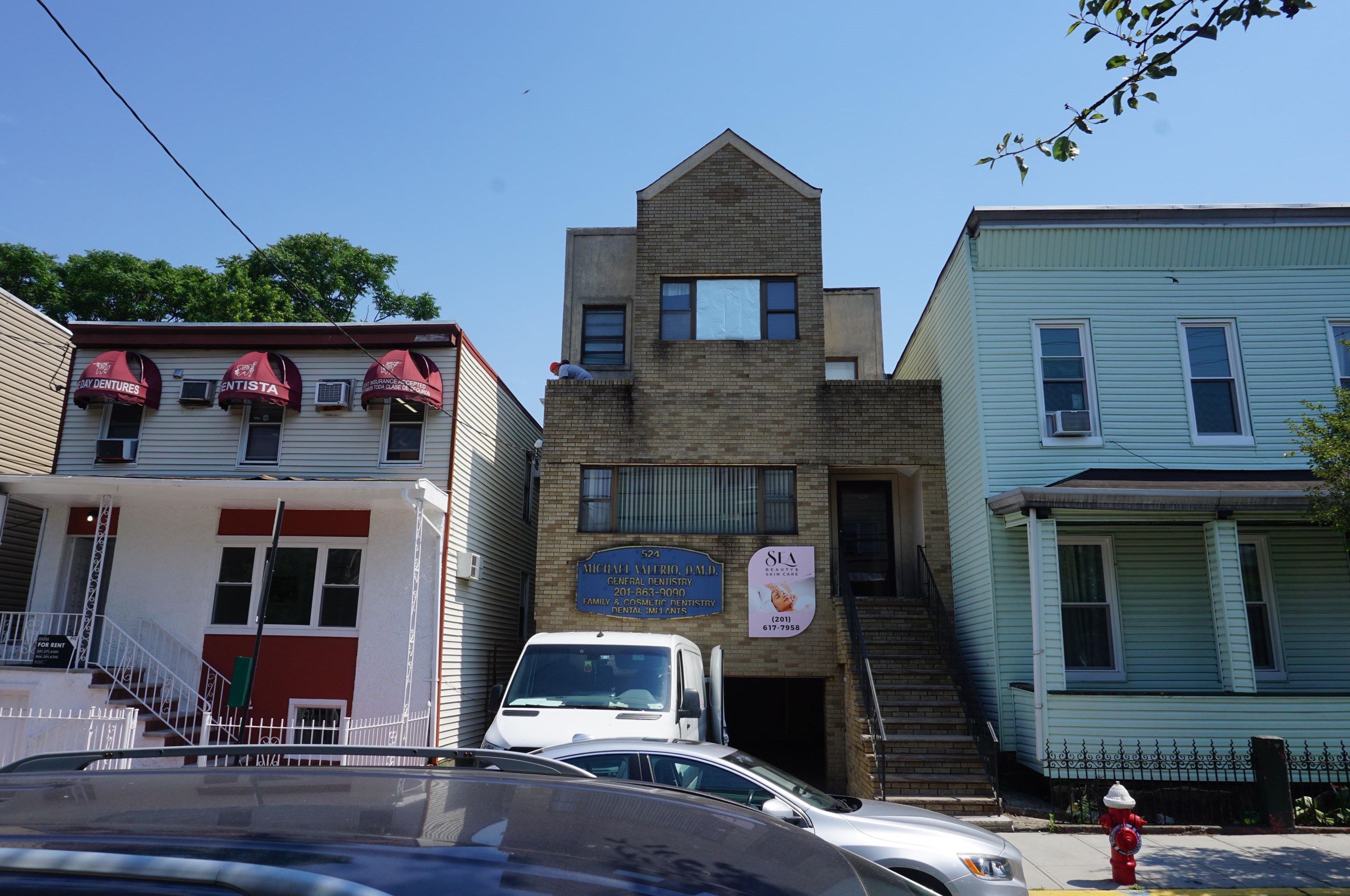 524 42nd St, Union City, NJ 07087