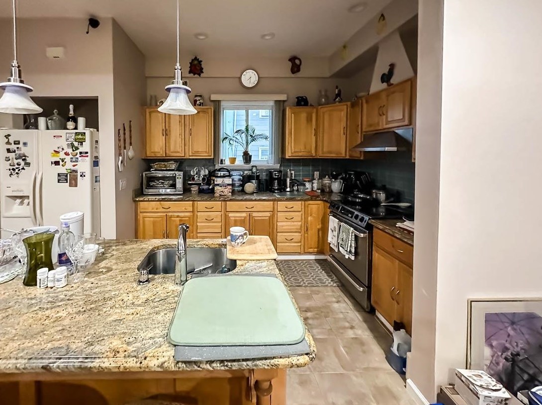 41 Hopkins Ave, Jersey City NJ  07306-1522 exterior