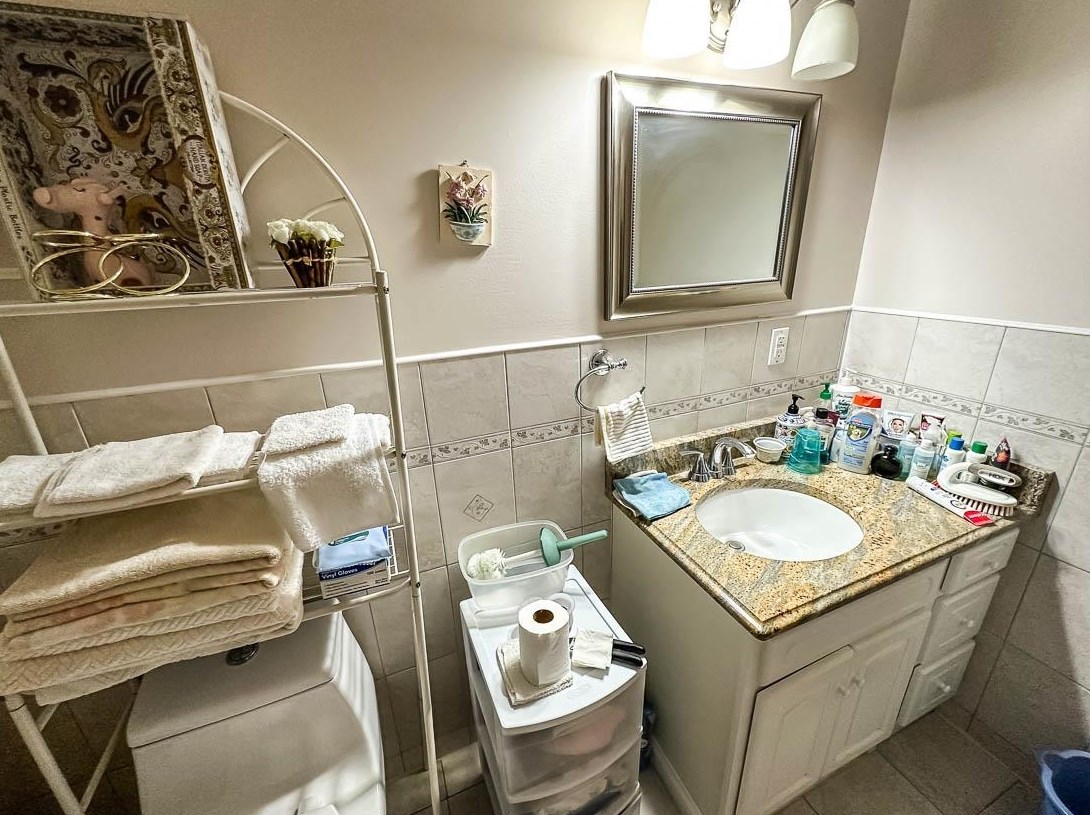 41 Hopkins Ave, Jersey City NJ  07306-1522 exterior