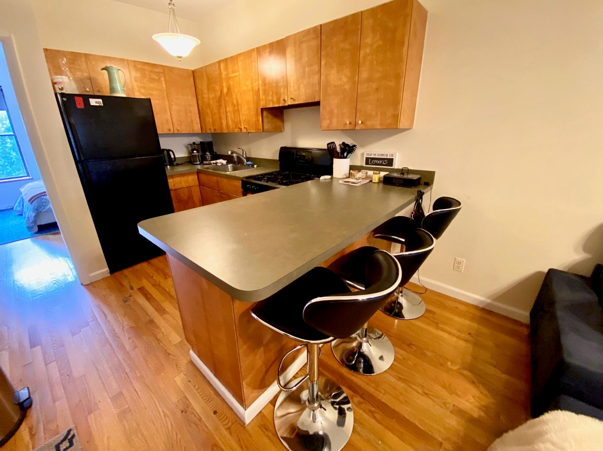 169 Grand St, Jersey City, NJ 07302-4432