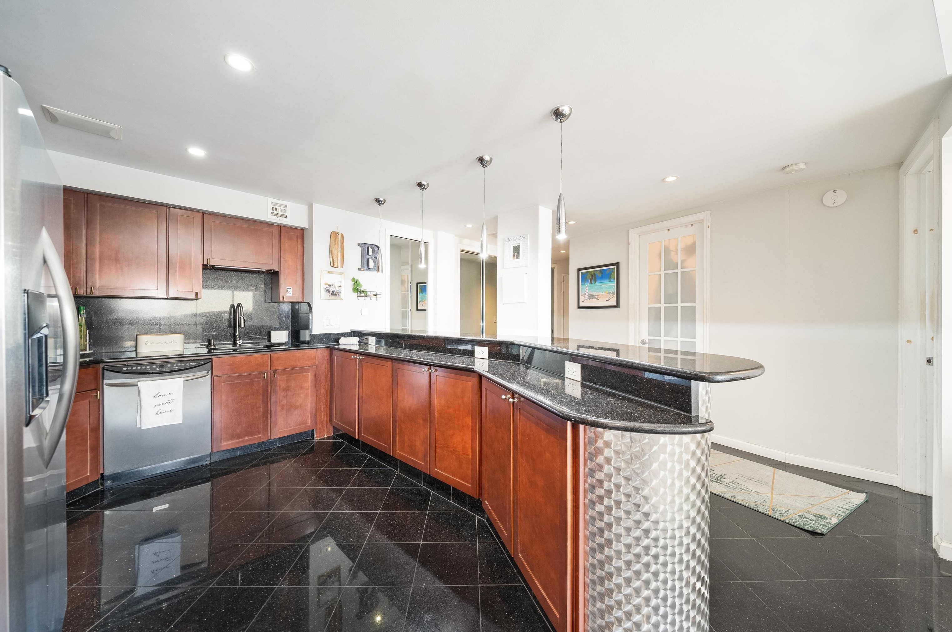 380 Mountain Rd #815, Union City, NJ 07087