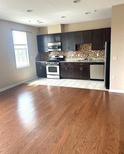 1209 Summit Ave #402, Jersey City, NJ 07307