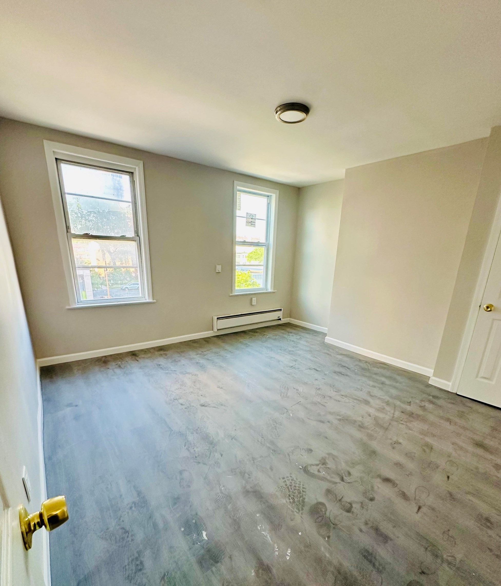 779 Montgomery St #3, Jersey City, NJ 07306