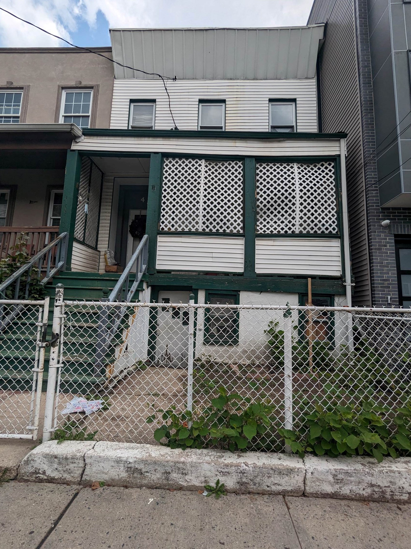 48 Jewett Ave, Jersey City, NJ 07304-3016