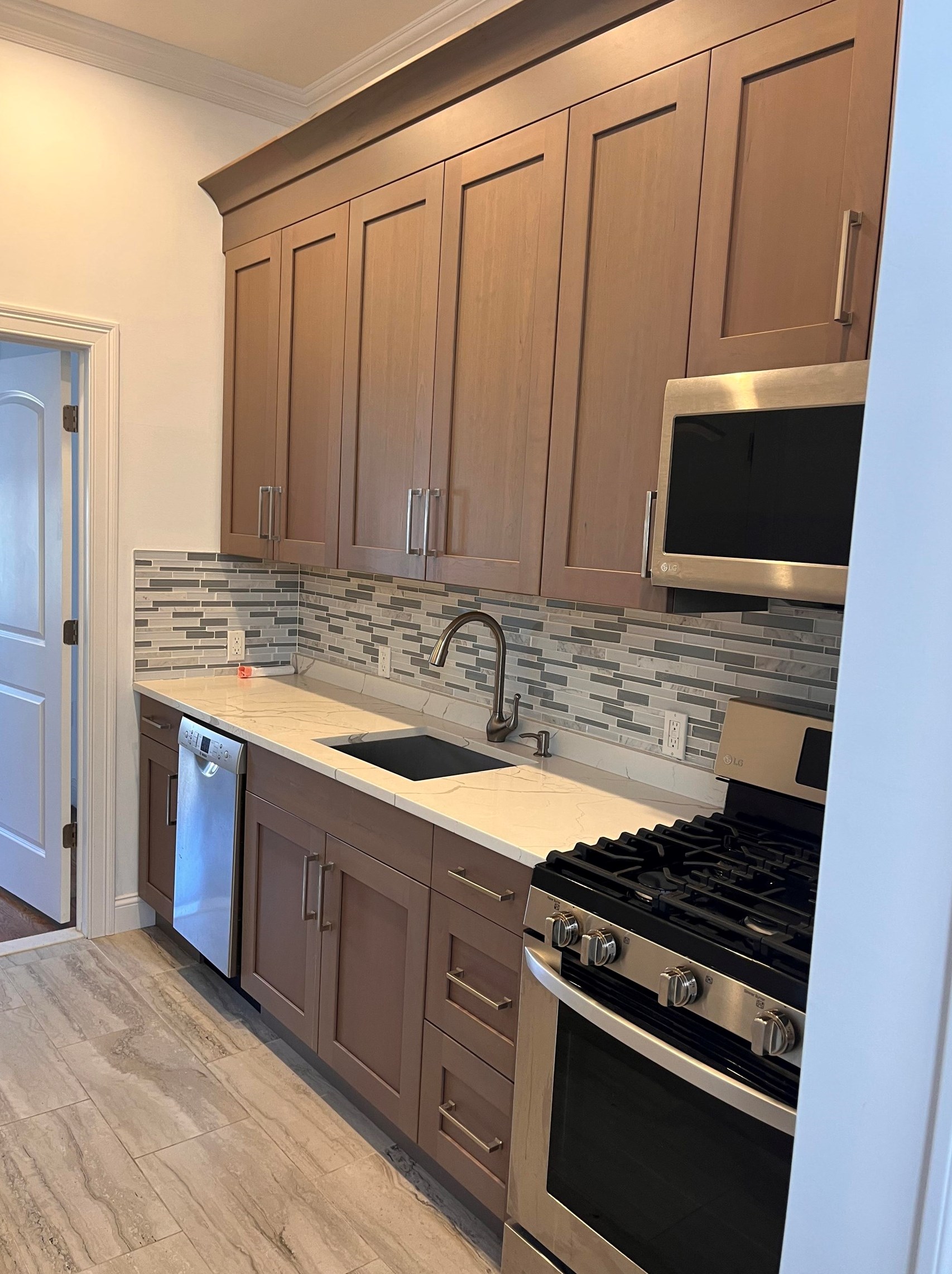 100 Lincoln St #3a, Jersey City, NJ 07307