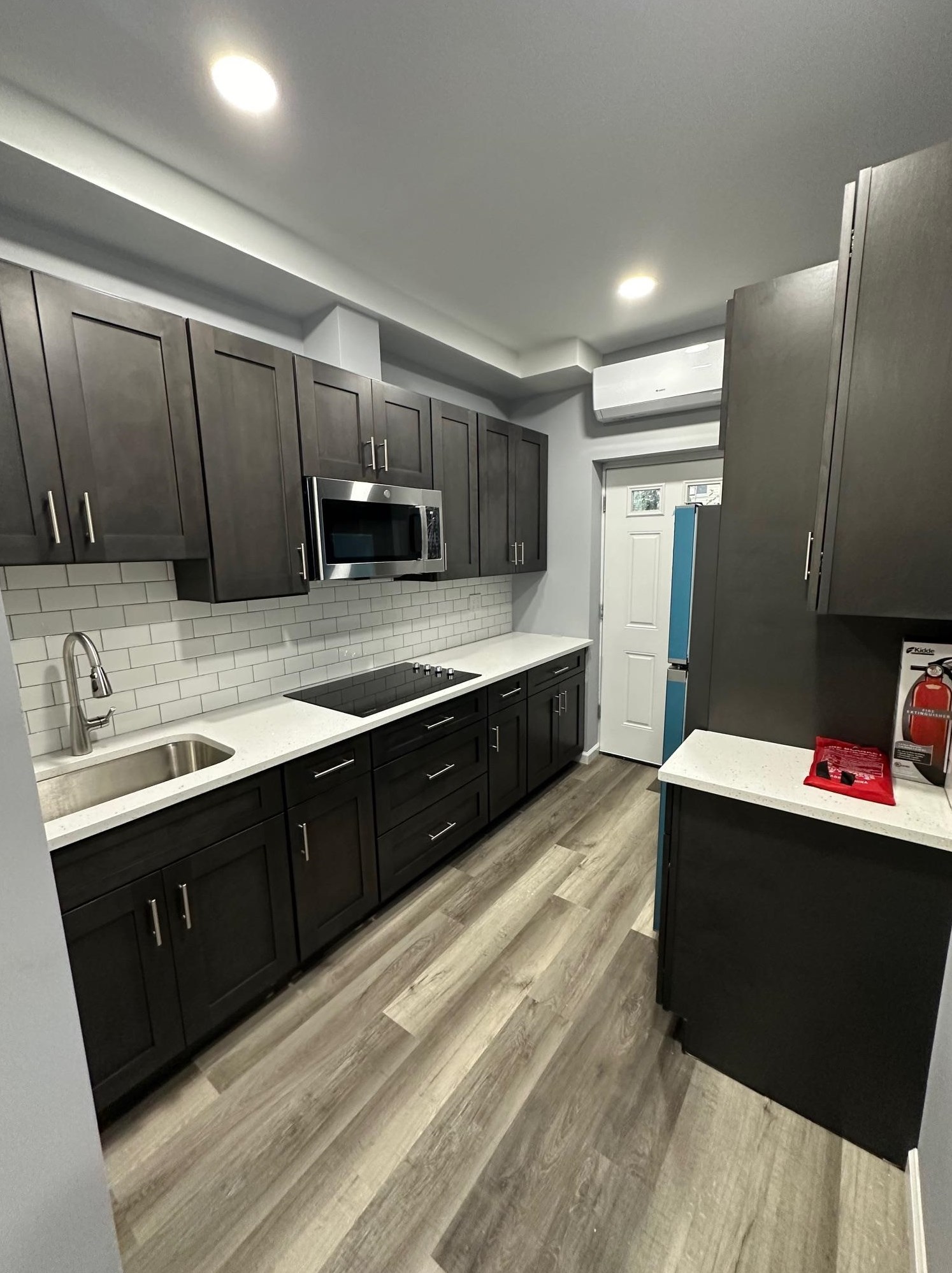123 Neptune Ave #a, Jersey City, NJ 07305