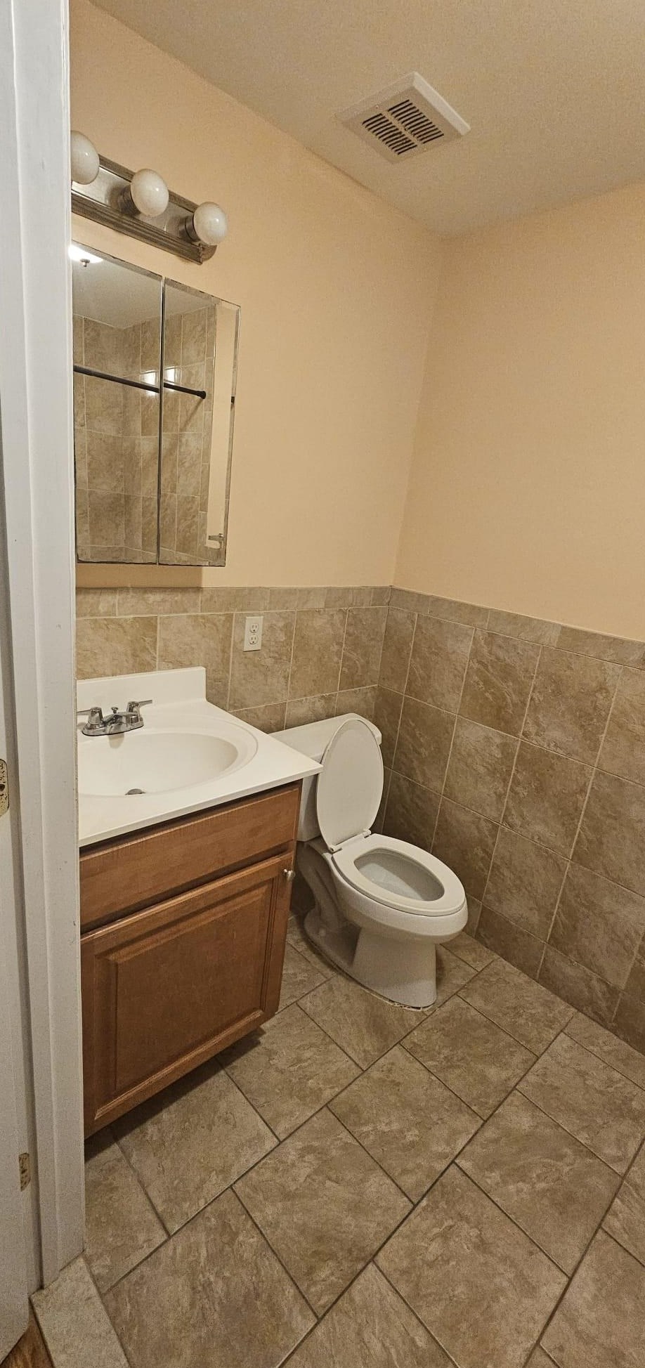 34 Van Nostrand Ave #2, Jersey City, NJ 07305