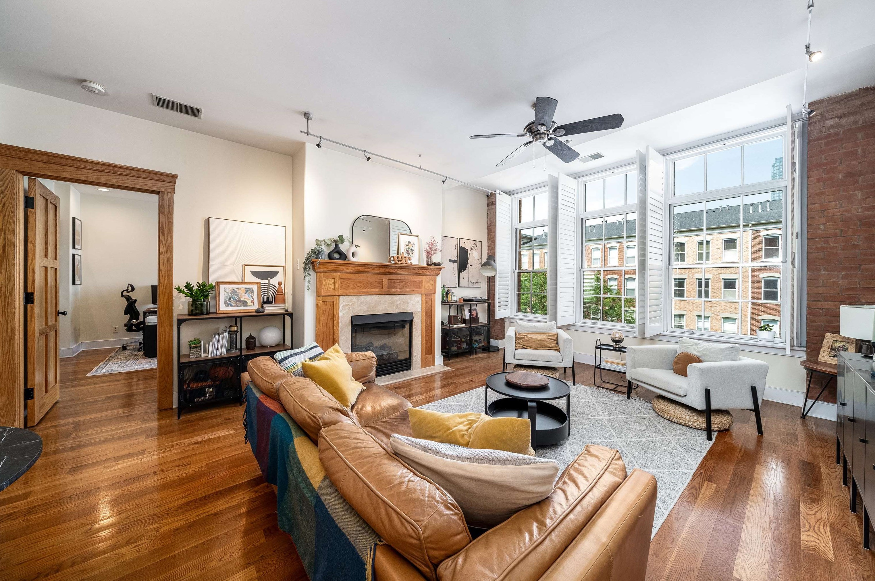 174 Washington St Apt 3e, Jersey City, NJ