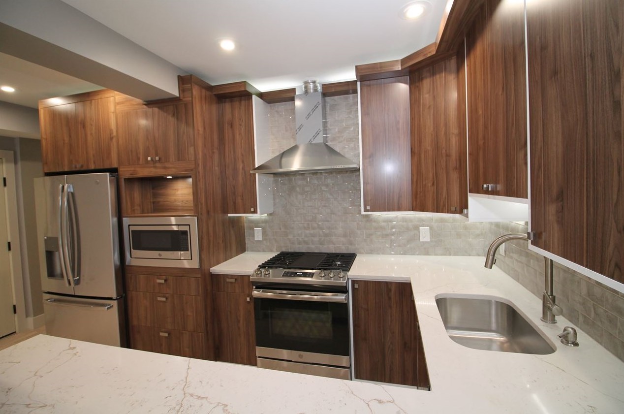 21 65th St #1, West New York, NJ 07093