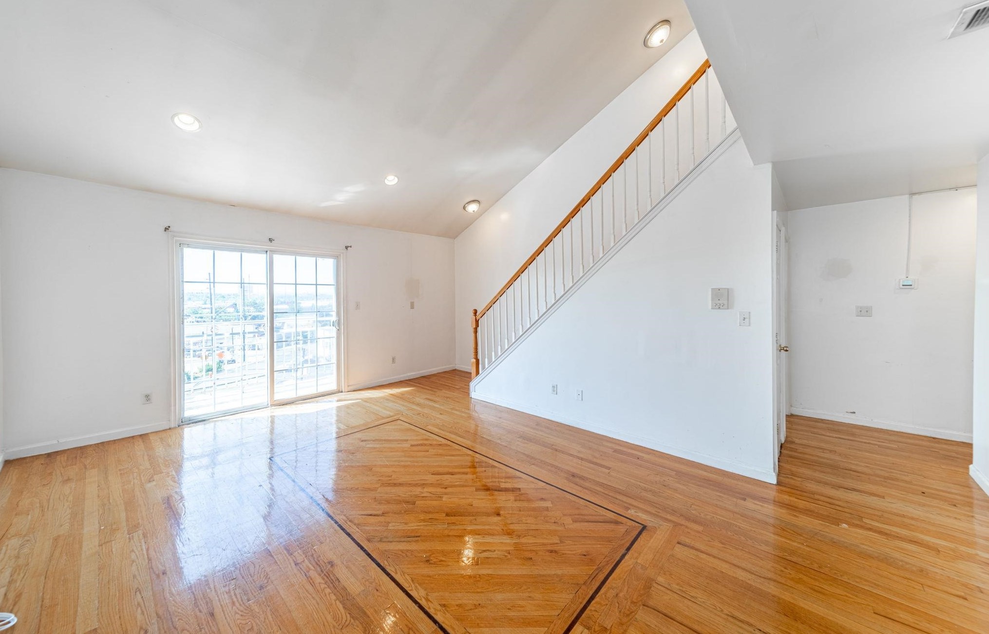 57 Western Ave #2, Jersey City, NJ 07307