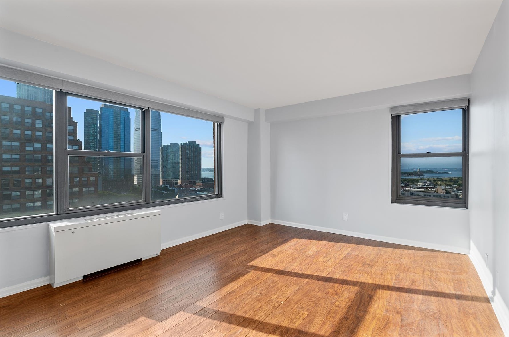 135 Montgomery St Apt 20a, Jersey City, NJ