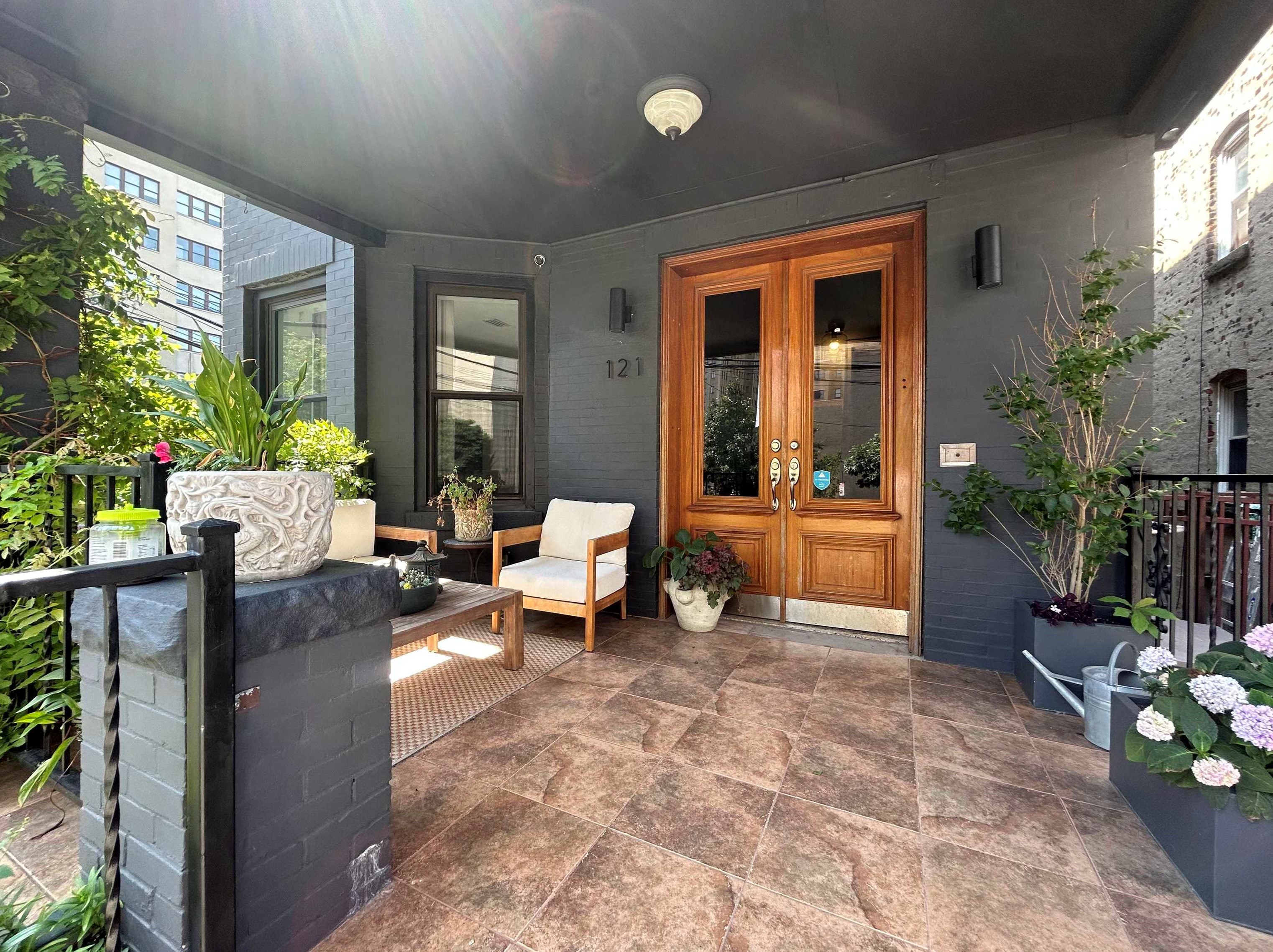 121 Clifton Pl #1, Jersey City, NJ 07304