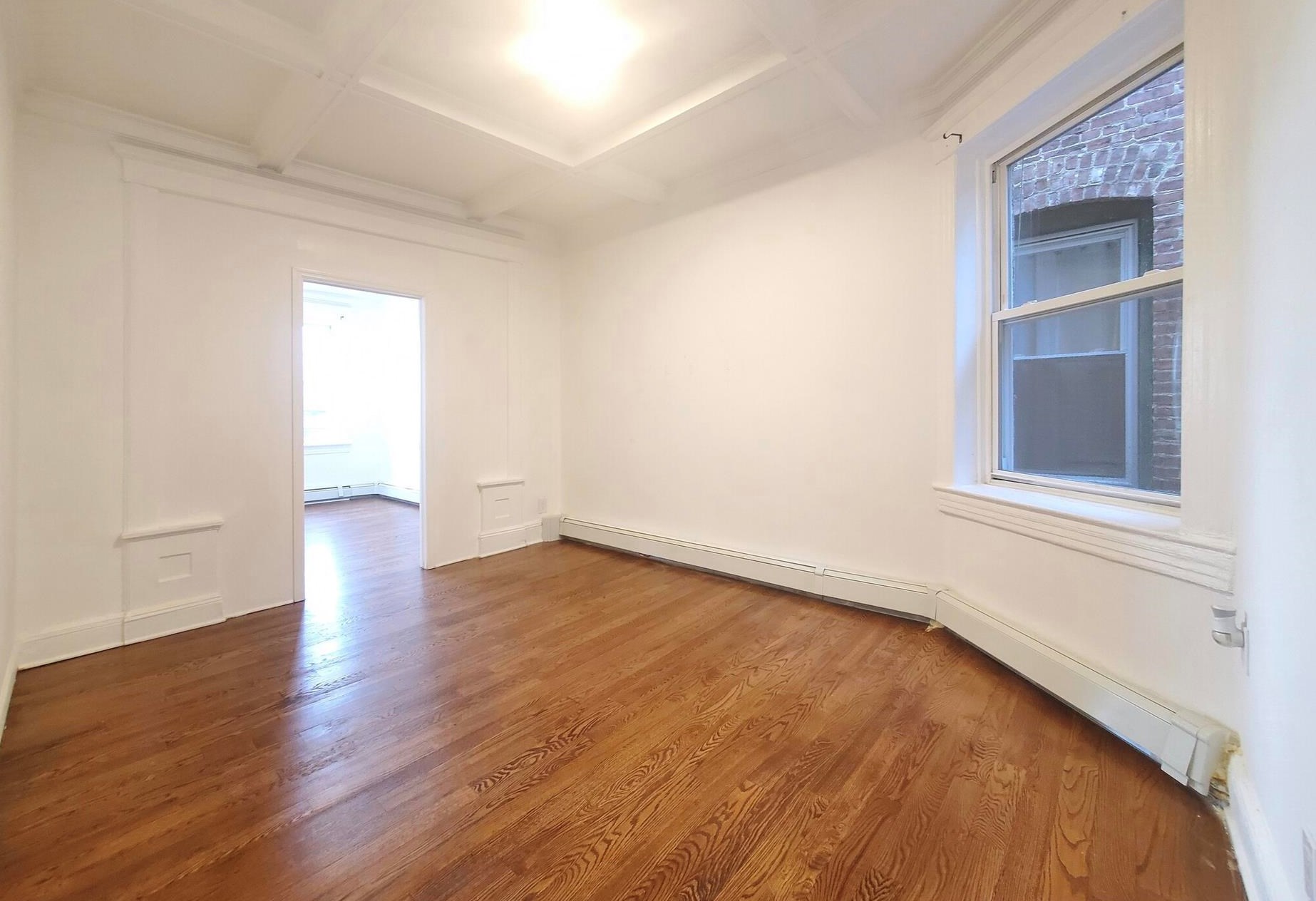 384 Bergen Ave, Jersey City, NJ 07304-2243