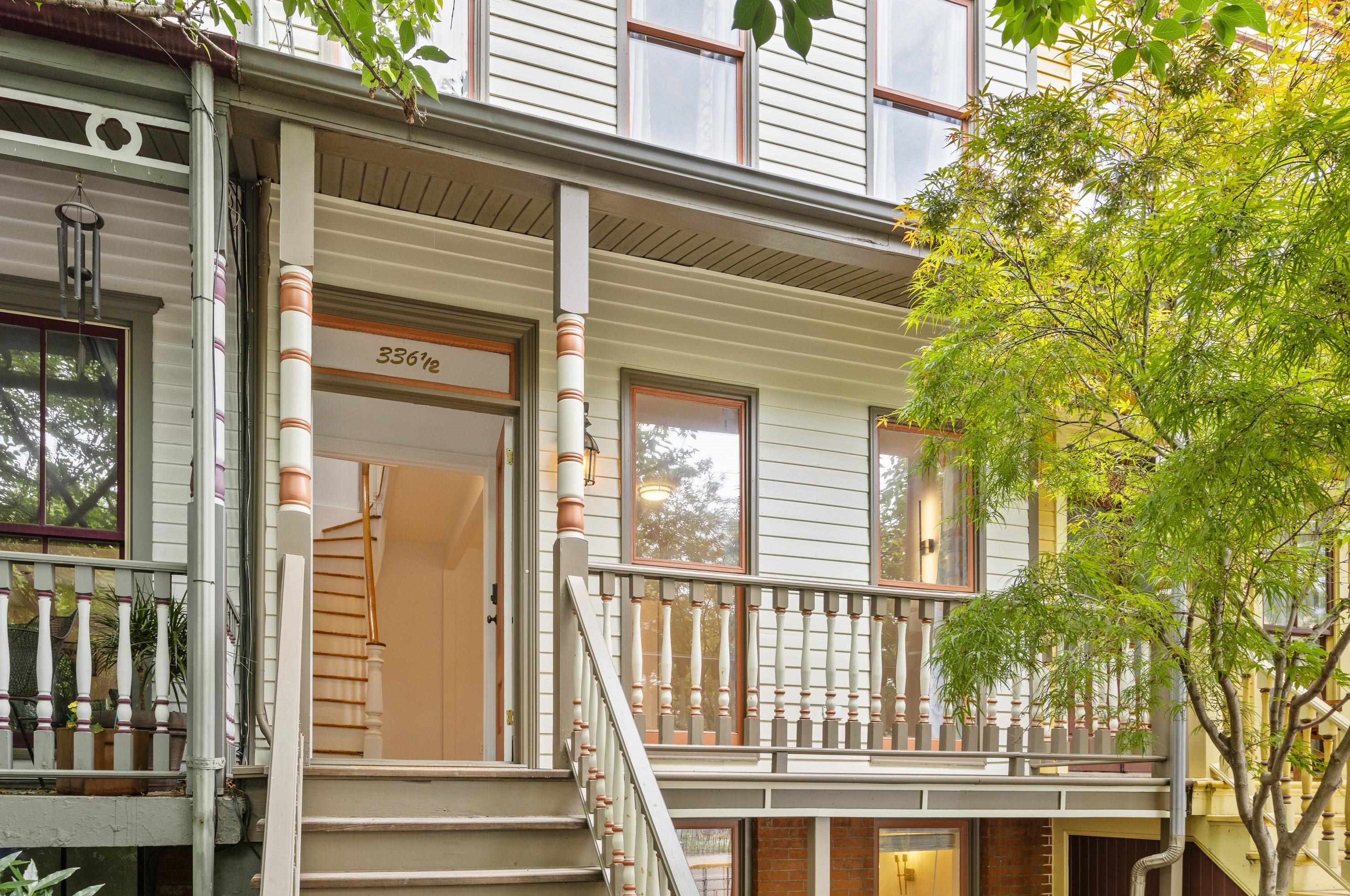 336 8th St, Jersey City, NJ 07302-1863