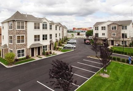 1625 Paterson Plank Rd #9, Secaucus, NJ 07094