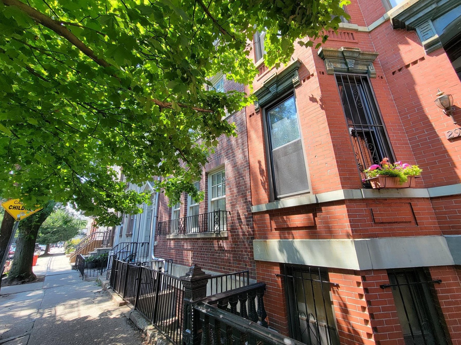 300 2nd St, Jersey City NJ  07302-2740 exterior