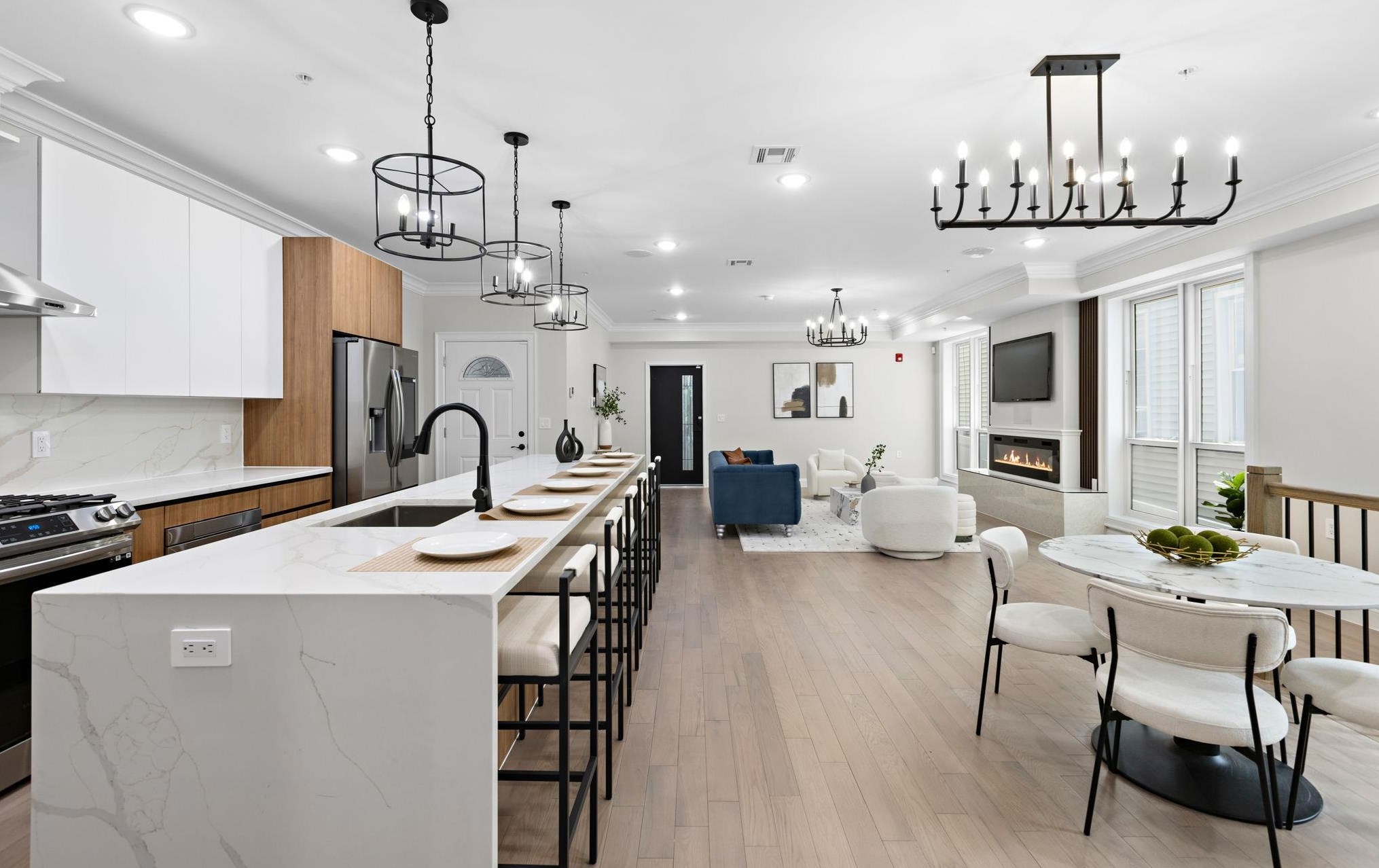 221 Liberty Ave, Jersey City, NJ 07306-4919
