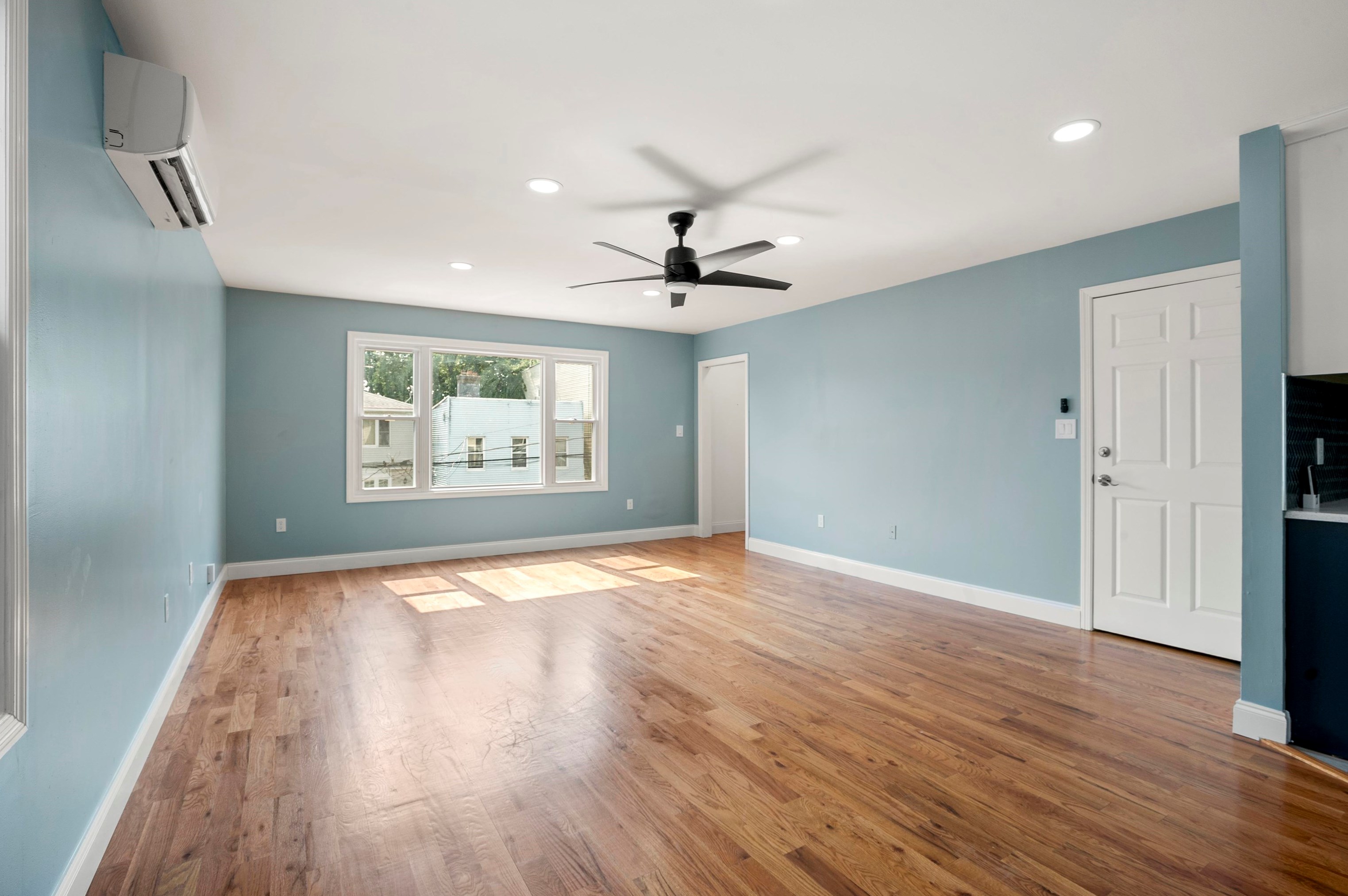 83 Webster Ave, Jersey City, NJ 07307-1744
