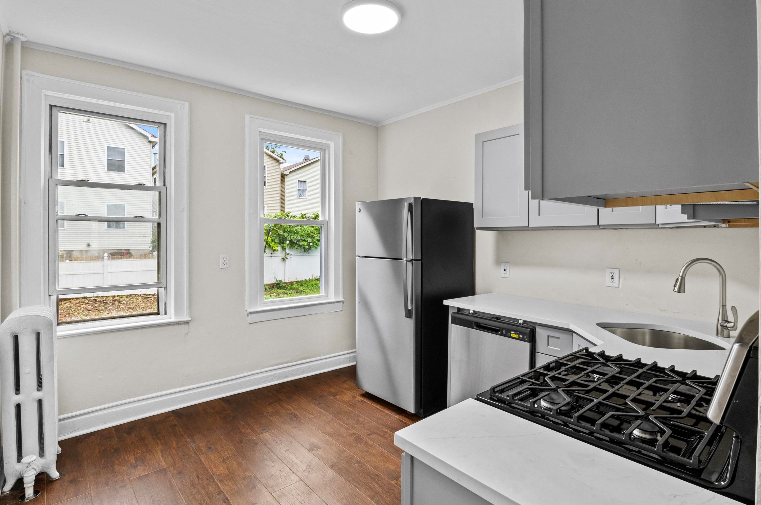79 Armstrong Ave, Jersey City, NJ 07305-3063