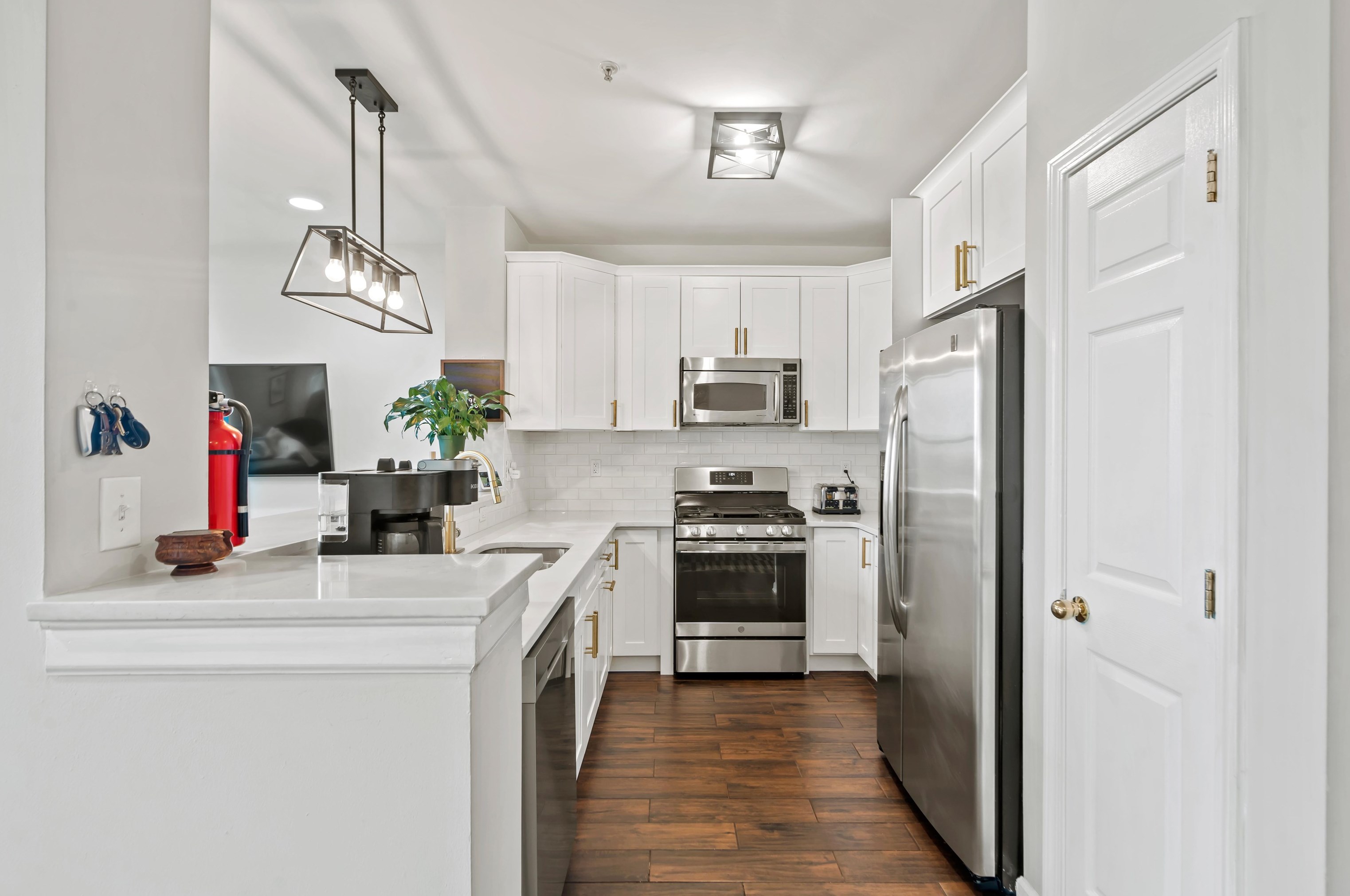 51 Lydia Dr #51, West New York, NJ 07093