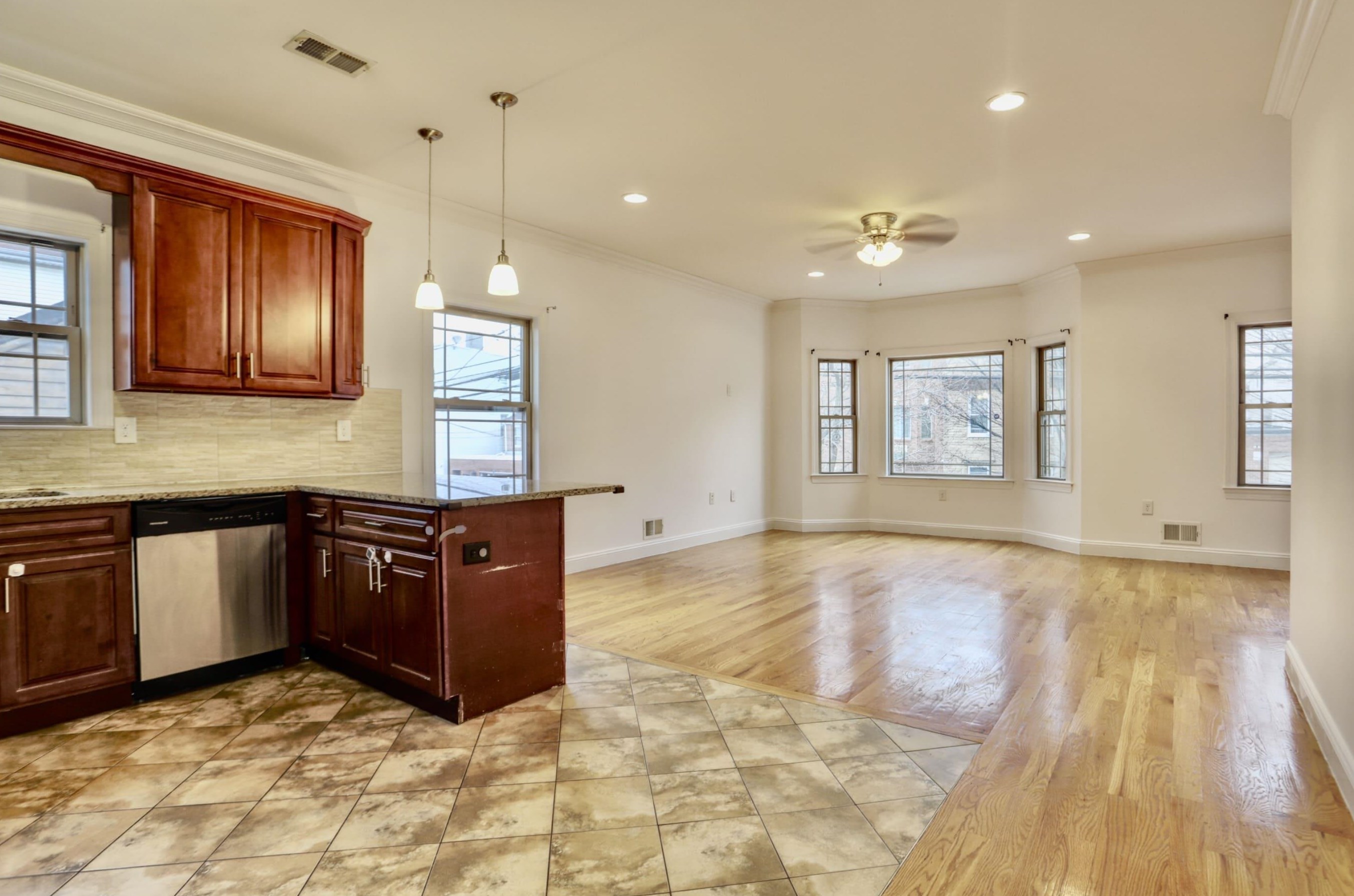 135 Beacon Ave #2, Jersey City, NJ 07306