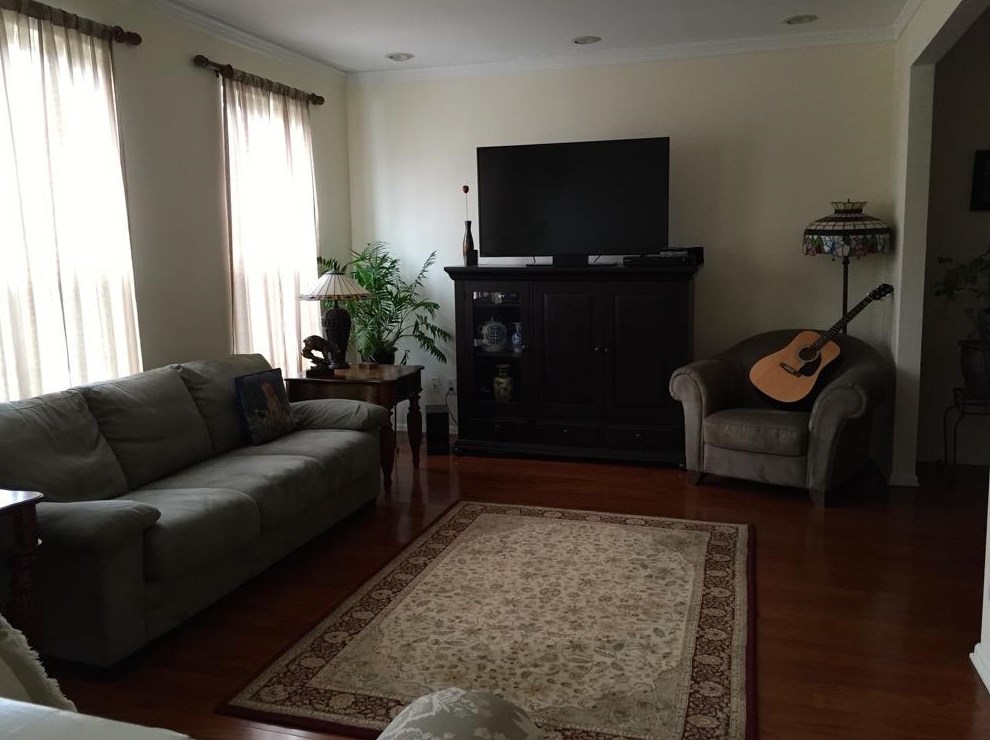 53 Birch St, Jersey City, NJ 07305