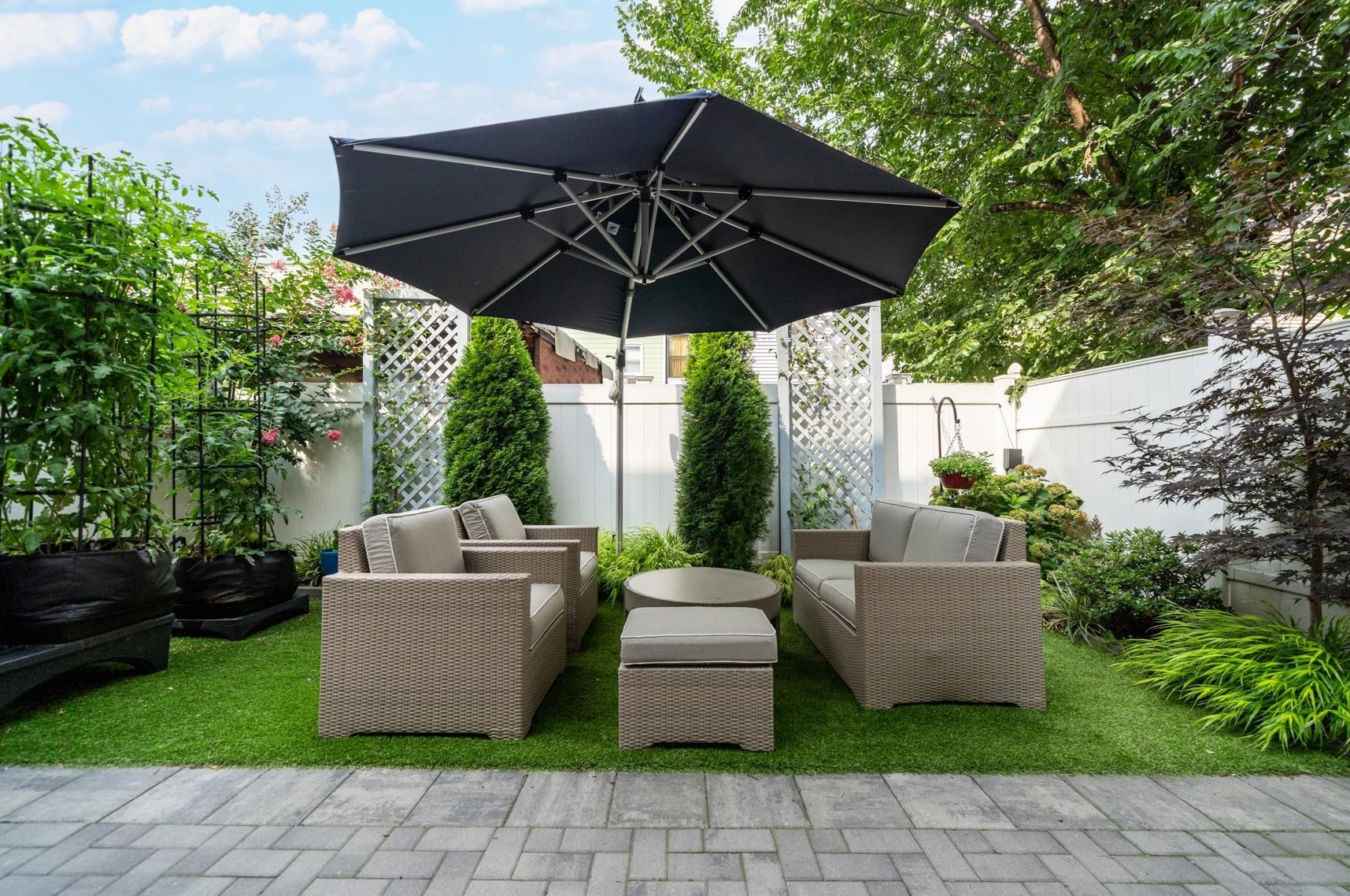 288 Griffith St, Jersey City, NJ 07307-3608