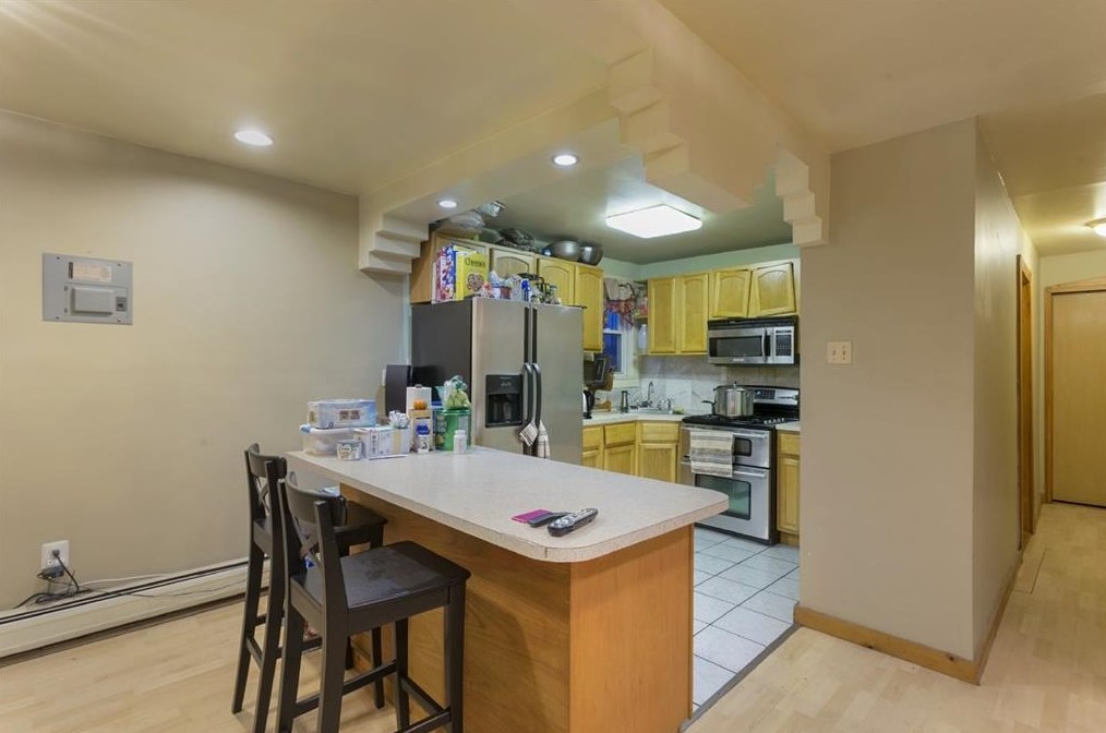 58 Yale Ave, Jersey City, NJ 07304