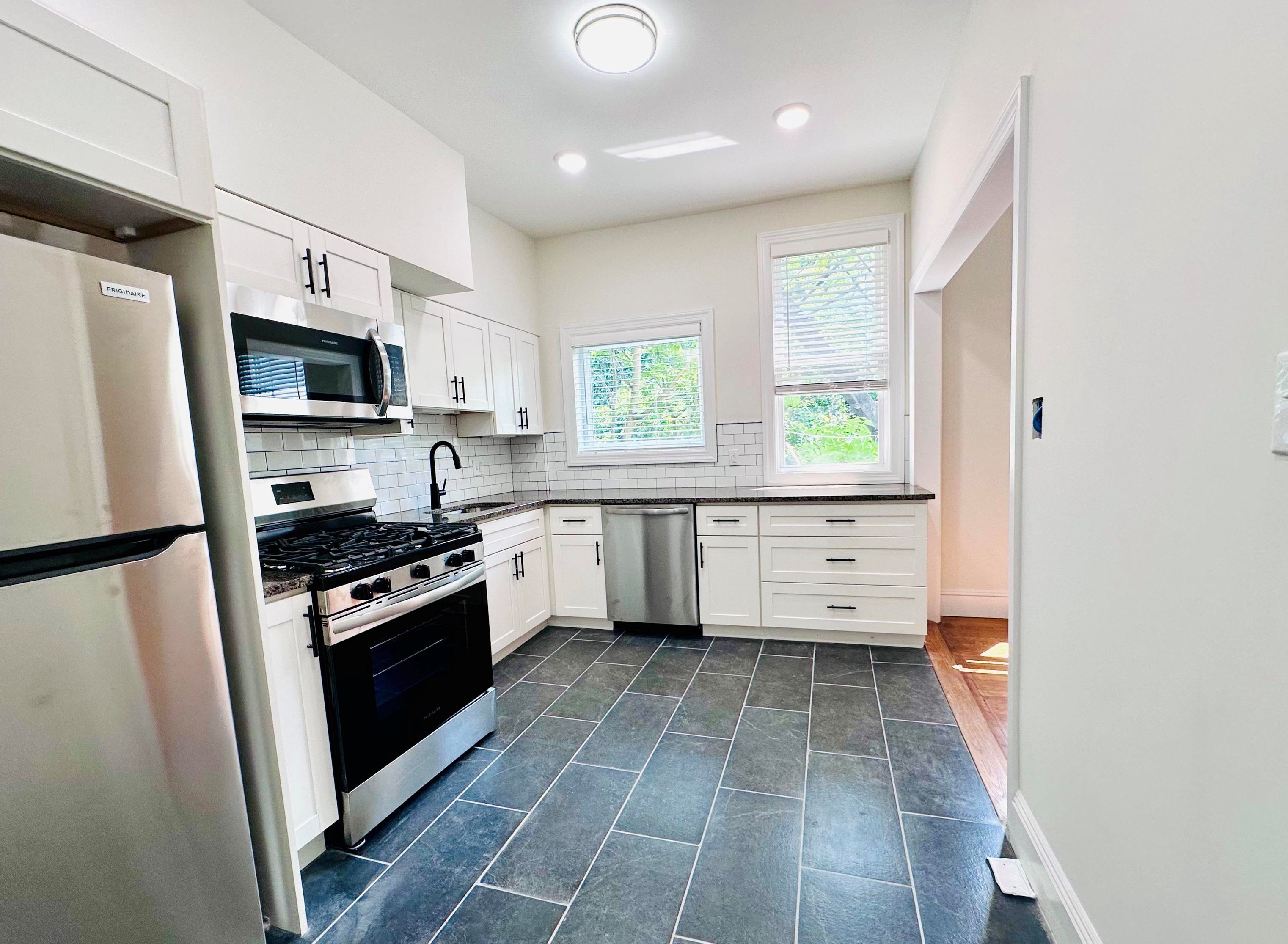 214 Central Ave #3, Jersey City, NJ 07307