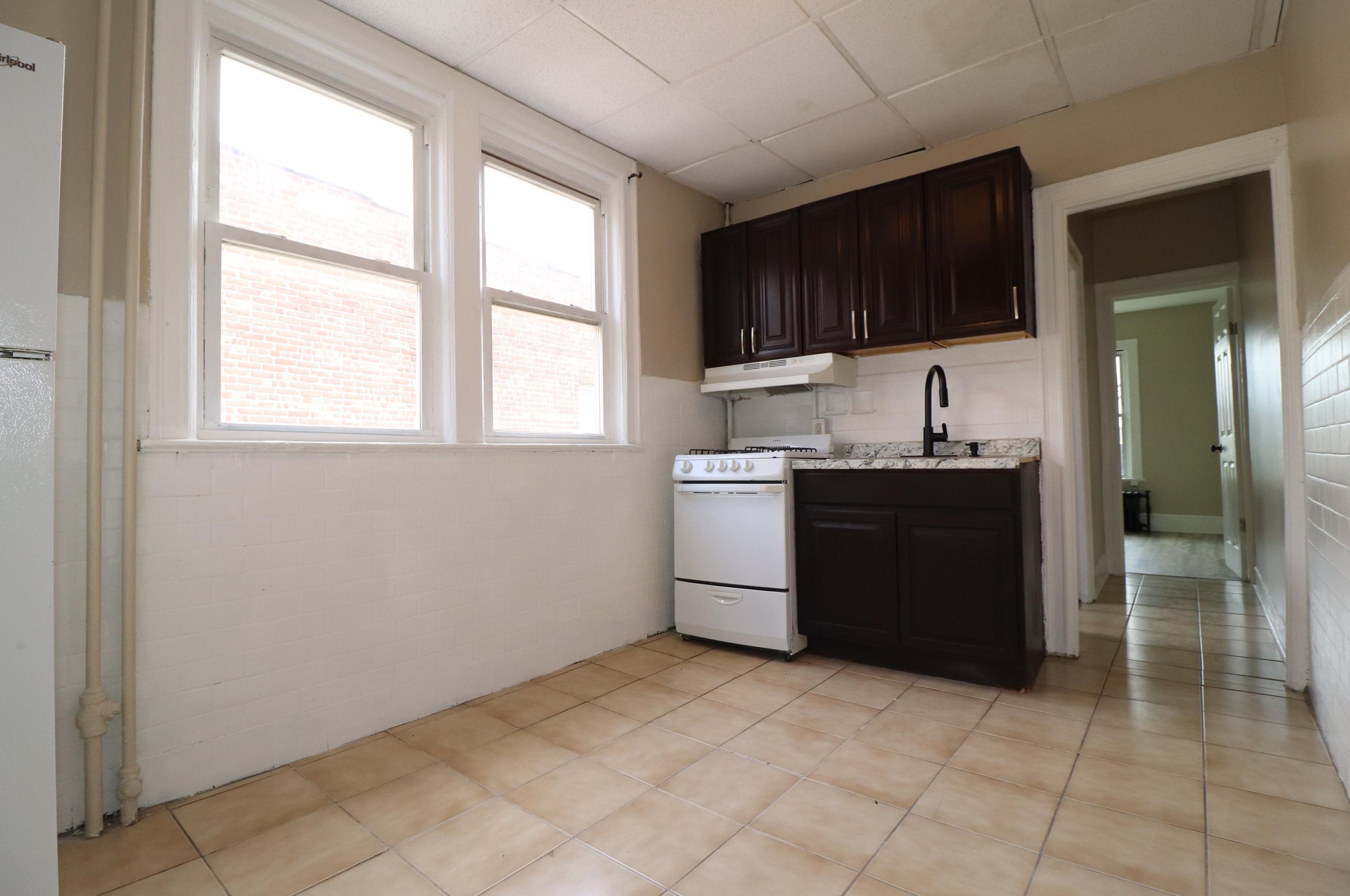 24 Gray St #2, Jersey City, NJ 07302