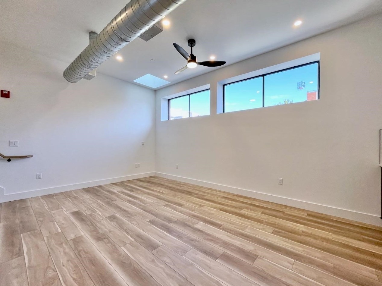 375 Monmouth St #205, Jersey City, NJ 07302