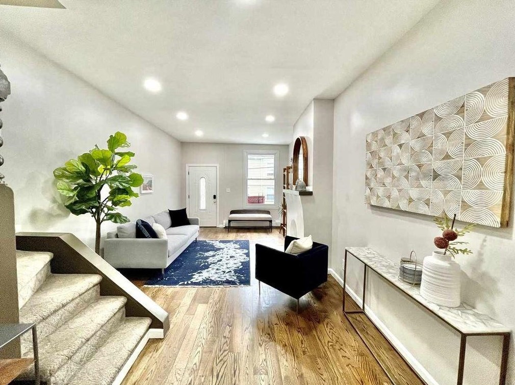 99 Clerk St, Jersey City, NJ 07304