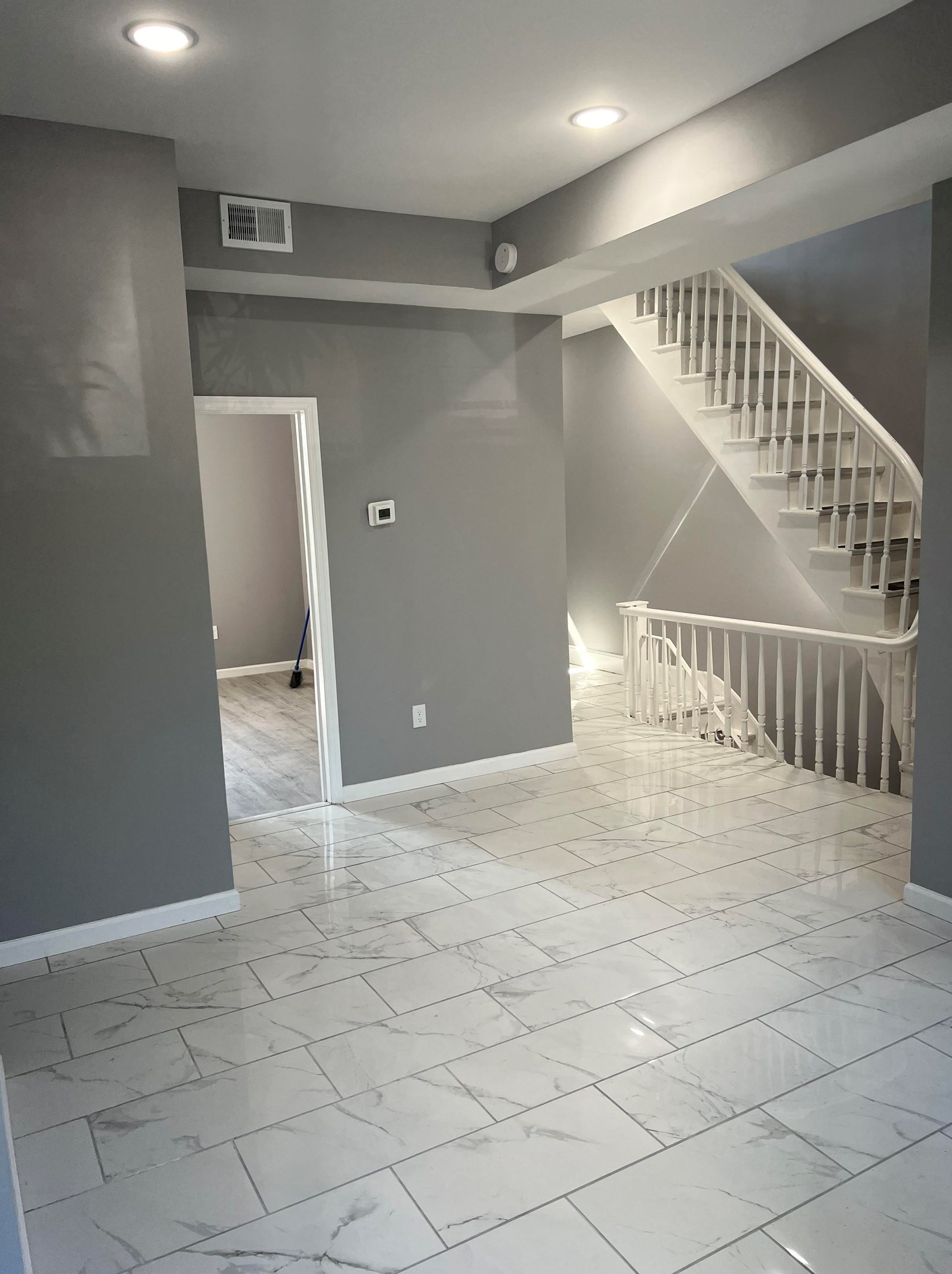 153 Danforth Ave, Jersey City NJ  07305-2627 exterior