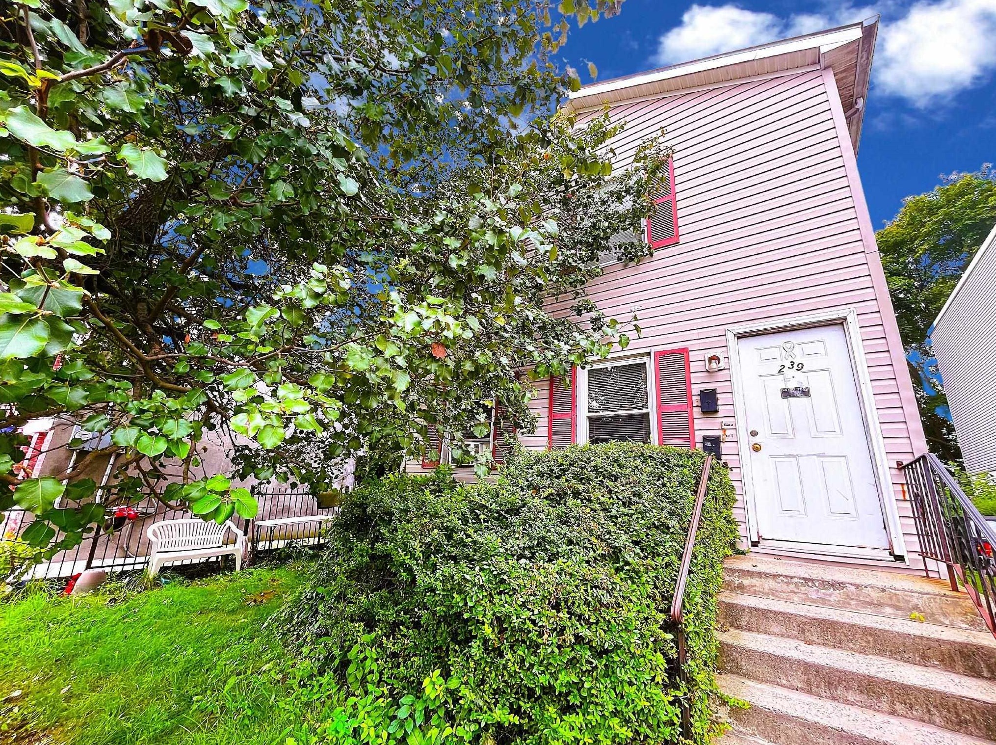 239 Arlington Ave, Jersey City, NJ 07305-4436