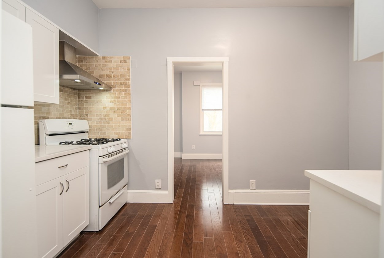 363 New York Ave #2r, Jersey City, NJ 07307