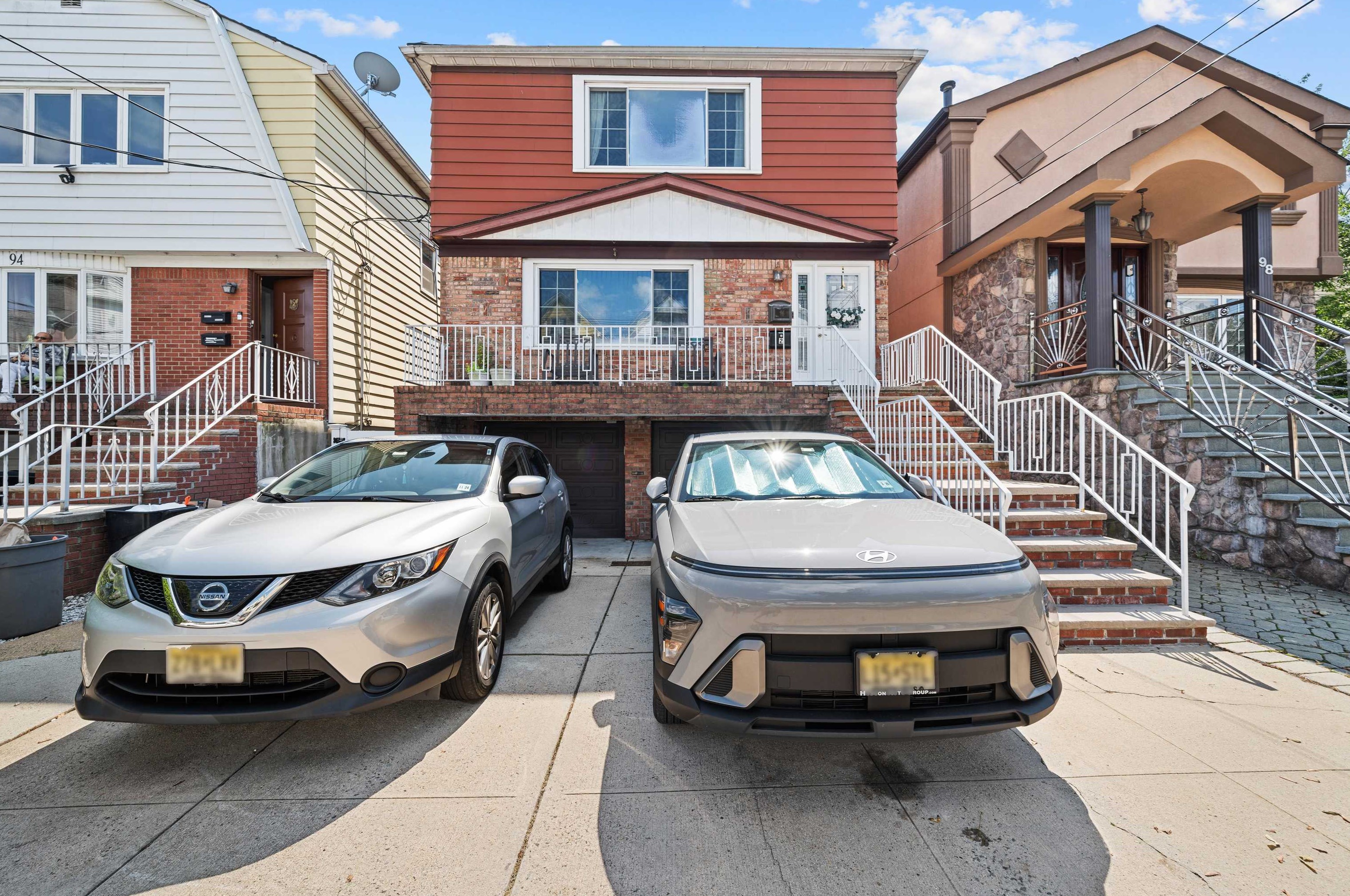 96 W 29th St, Bayonne, NJ 07002
