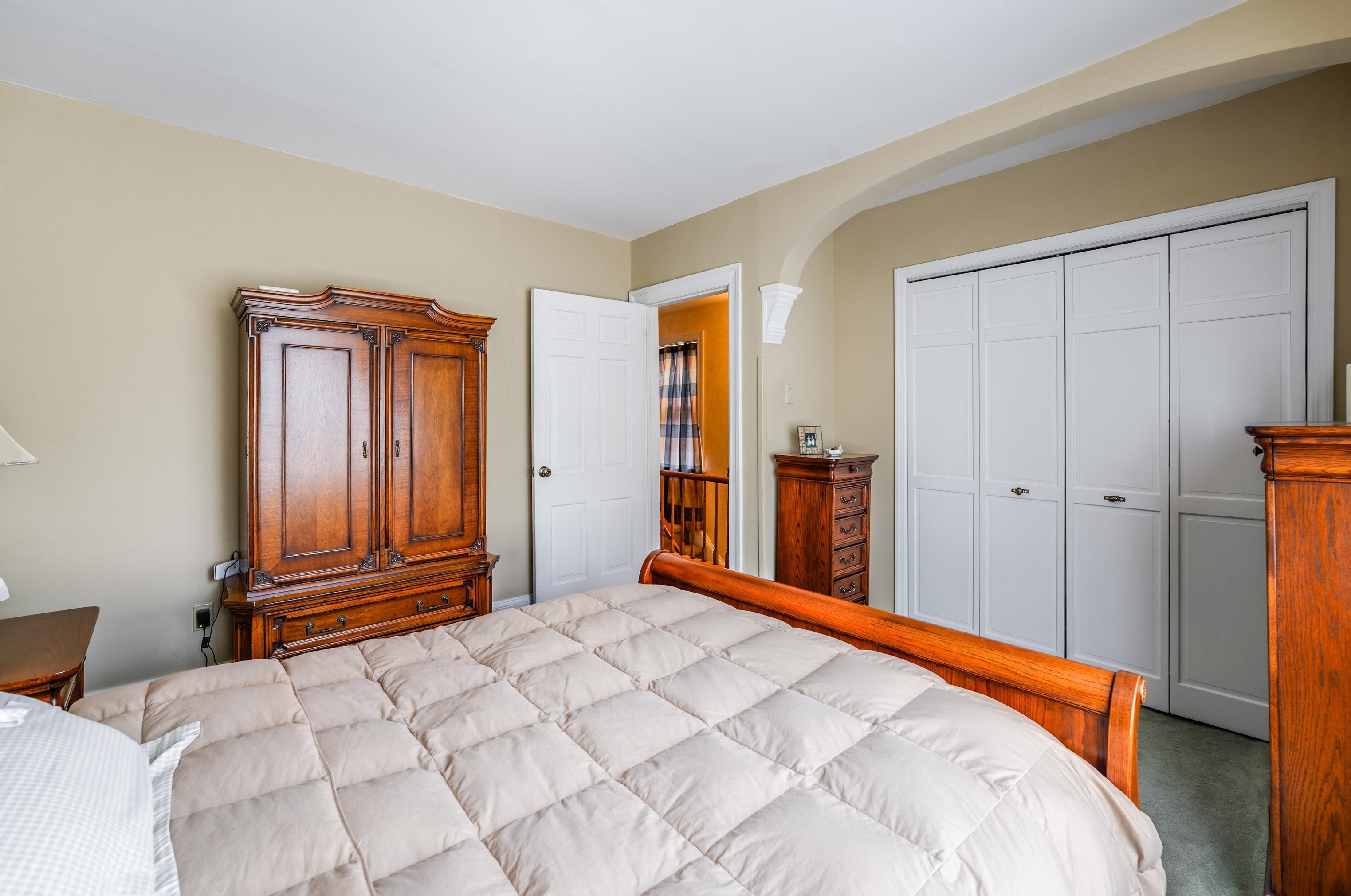 953 Avenue C, Bayonne NJ  07002-2439 exterior