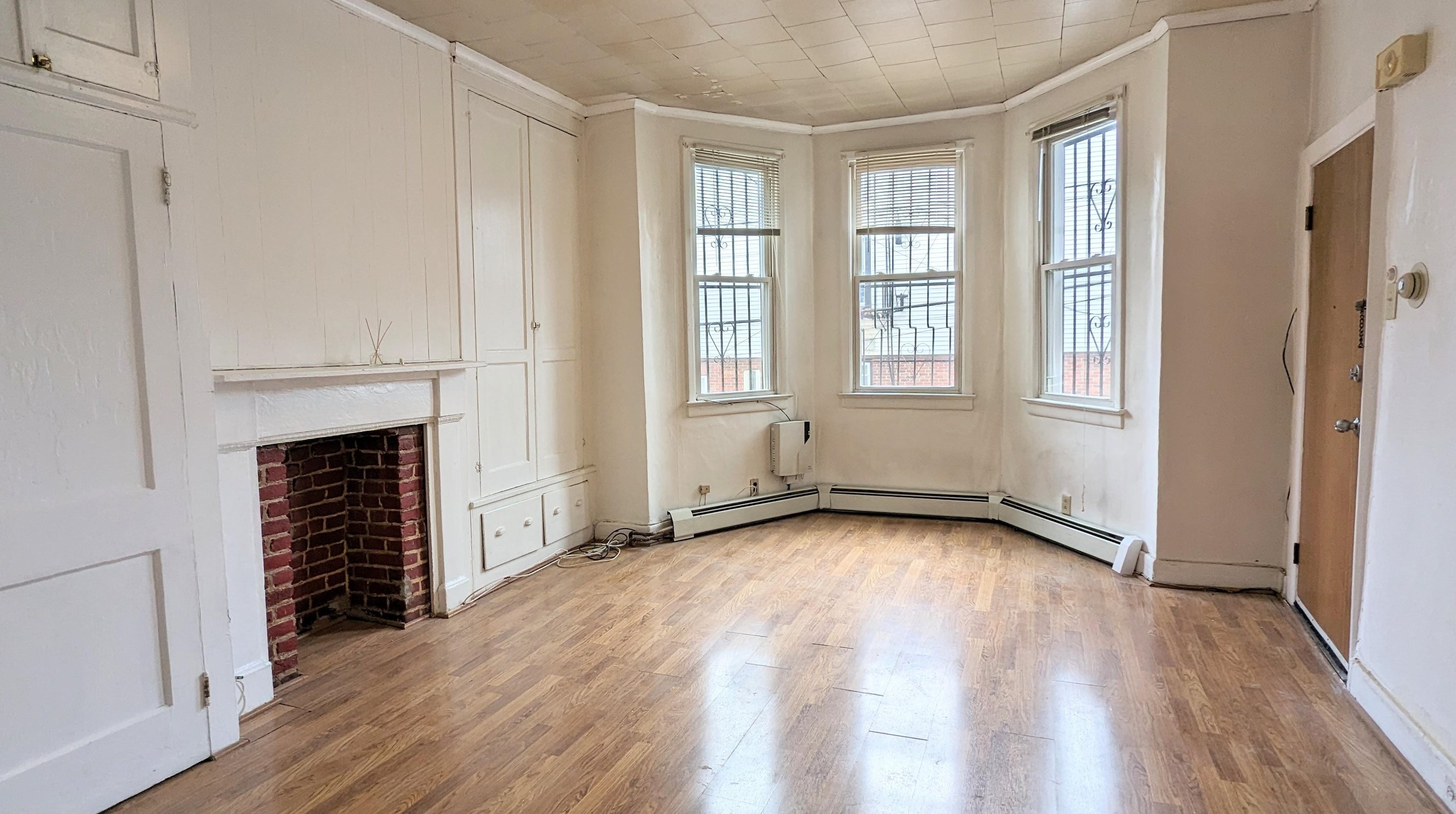 11 Crawford St #1, Jersey City, NJ 07306