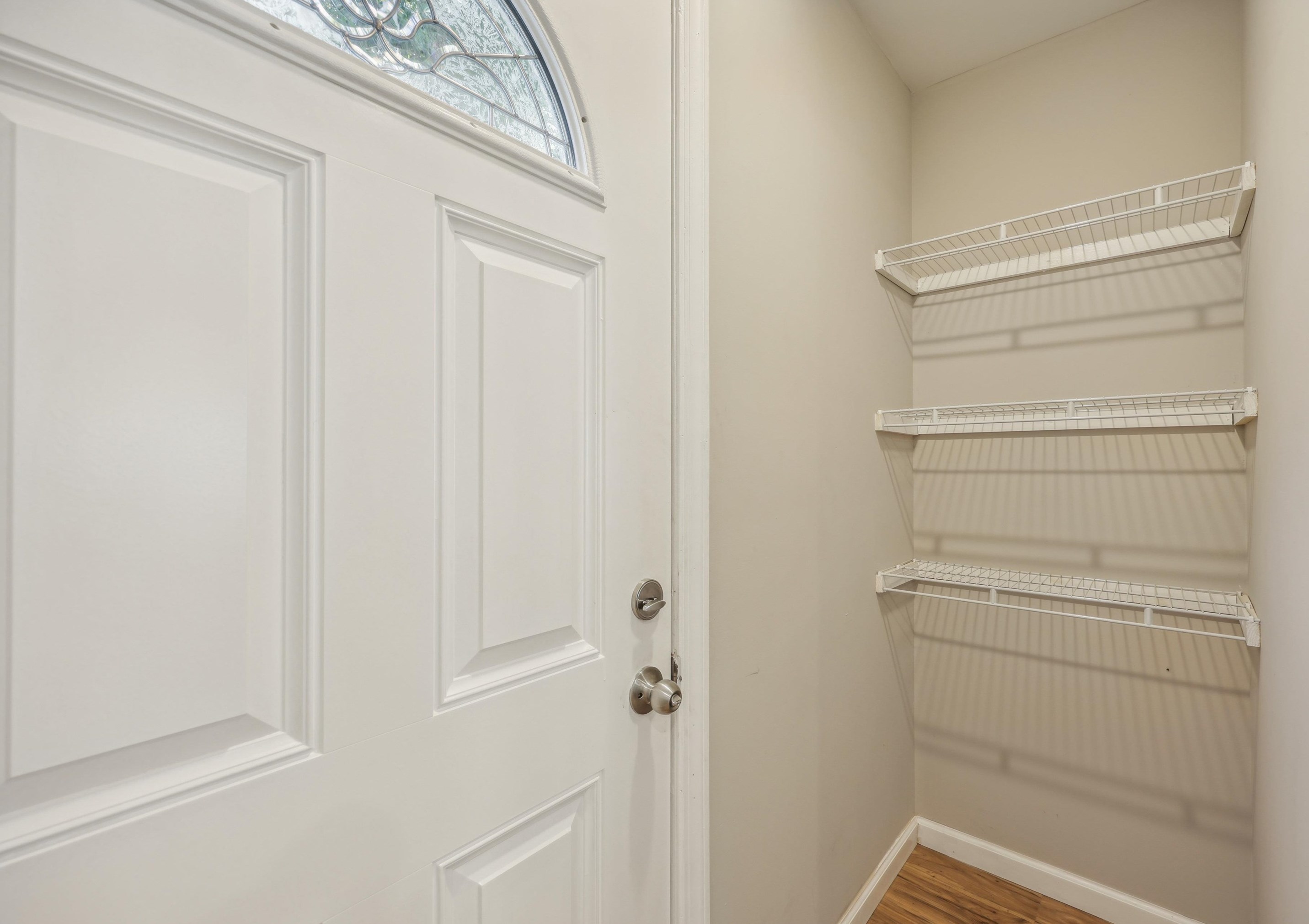 40 Armstrong Ave, Jersey City NJ 07305-4002 exterior