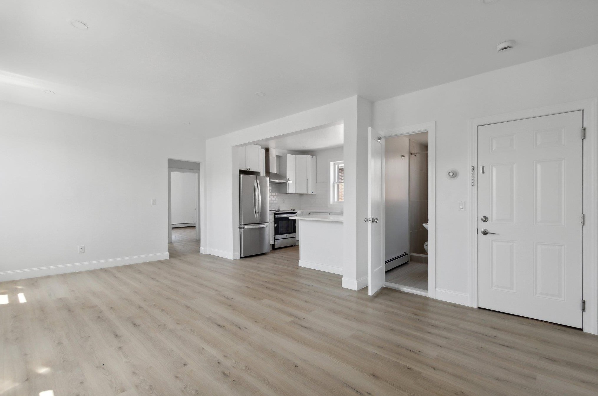 1001 80th St #2, North Bergen, NJ 07047