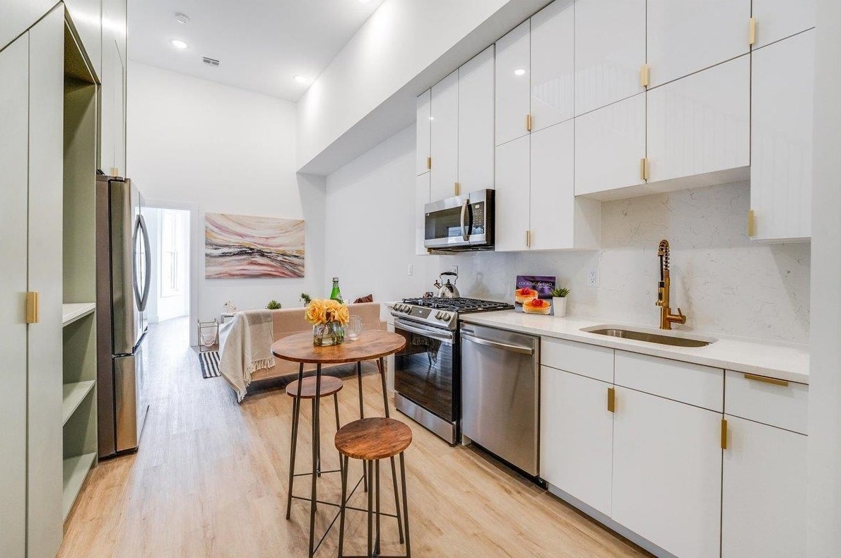 234 Webster Ave #2l, Jersey City, NJ 07307
