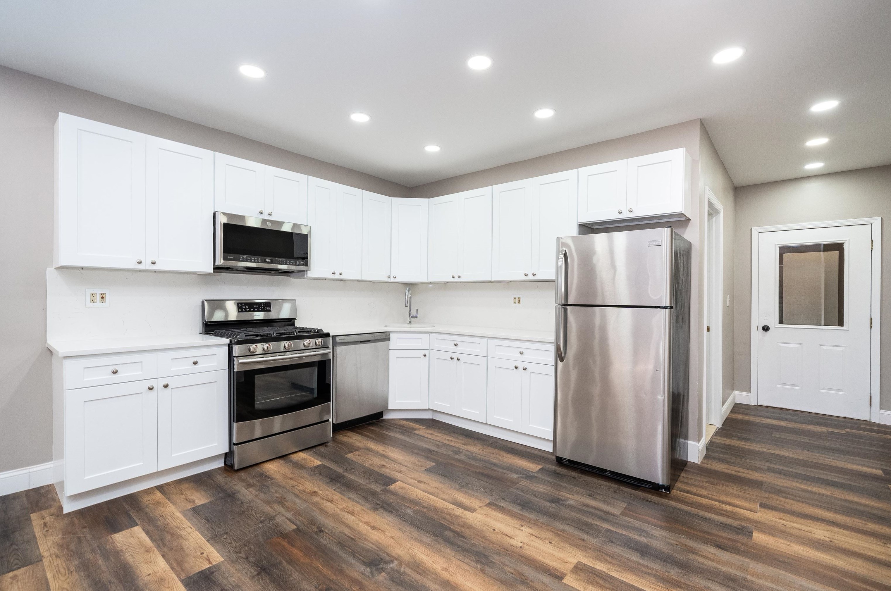 416 Palisade Ave, Jersey City, NJ 07307-1608