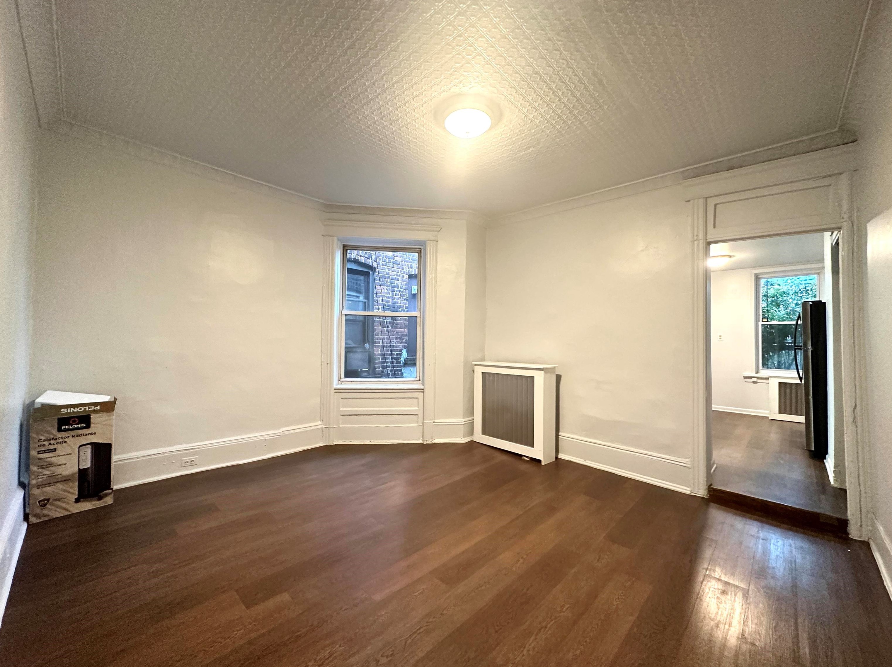 331 Baldwin Ave, Jersey City, NJ 07306-1709
